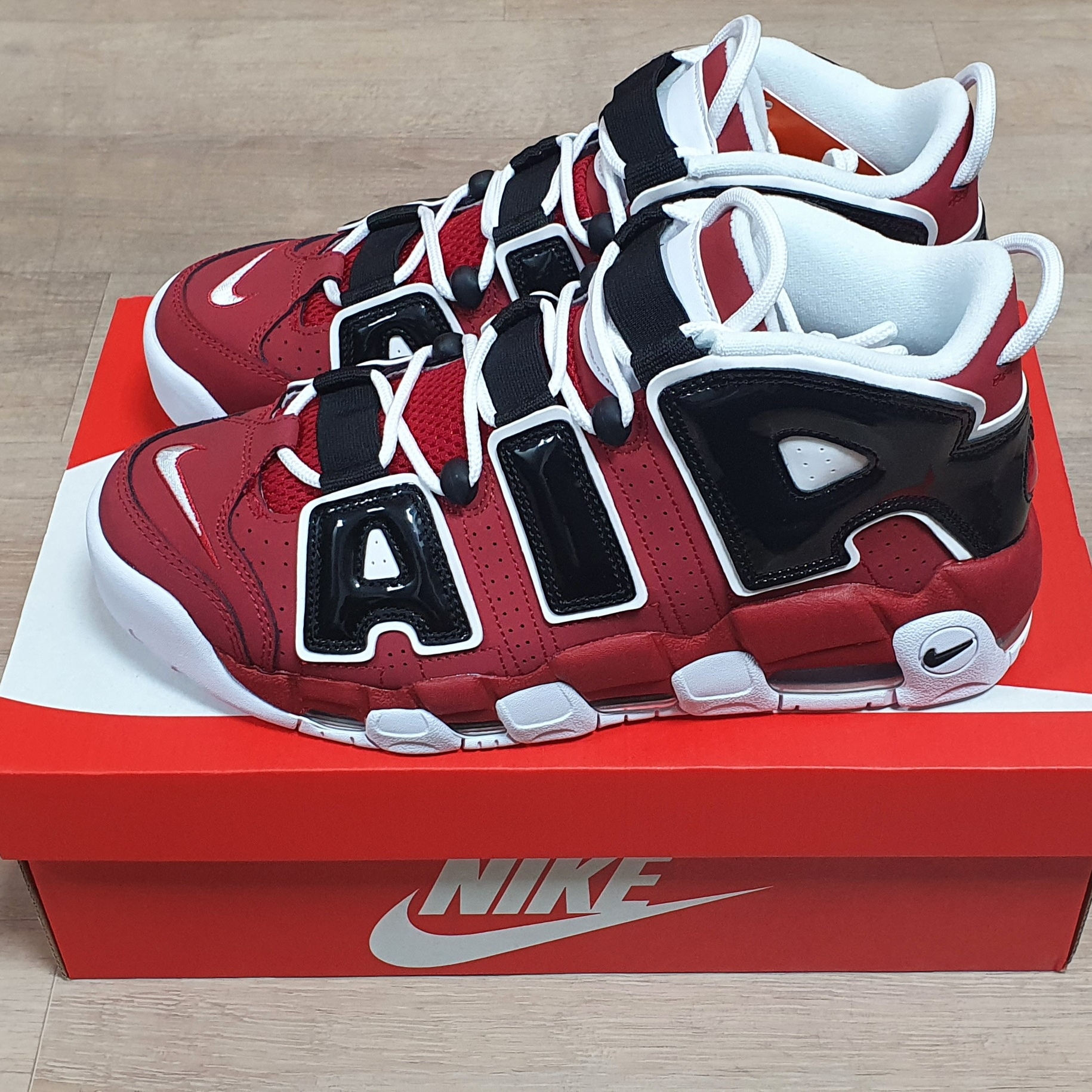 Nike Air More Uptempo 96 Bulls 2021 착용 스타일 - 3