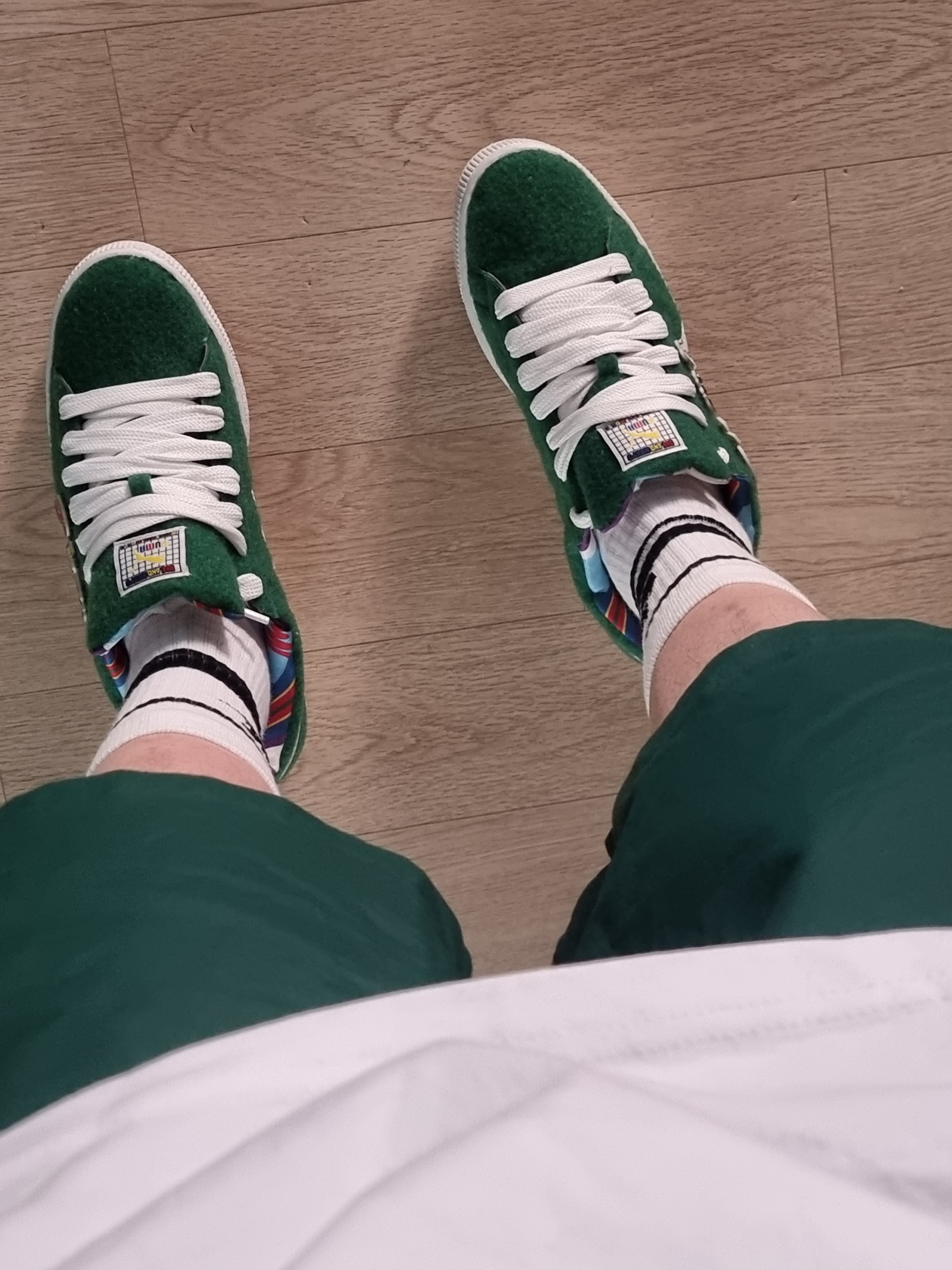Puma x Dee&Ricky Basket Mid CR Ribbon Red 착용 스타일 - 5