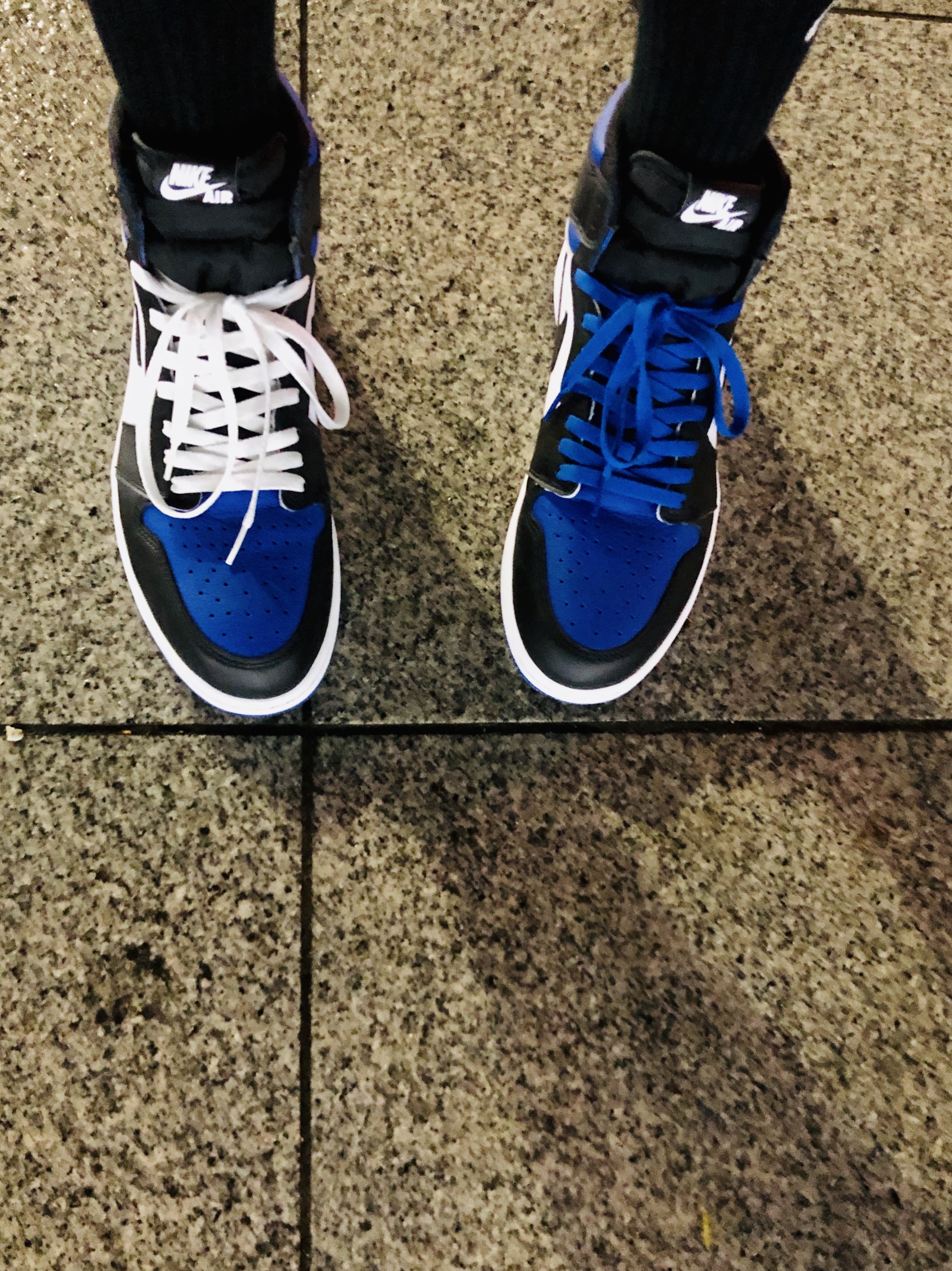 Jordan 1 Retro High OG Royal Toe 착용 스타일 - 3