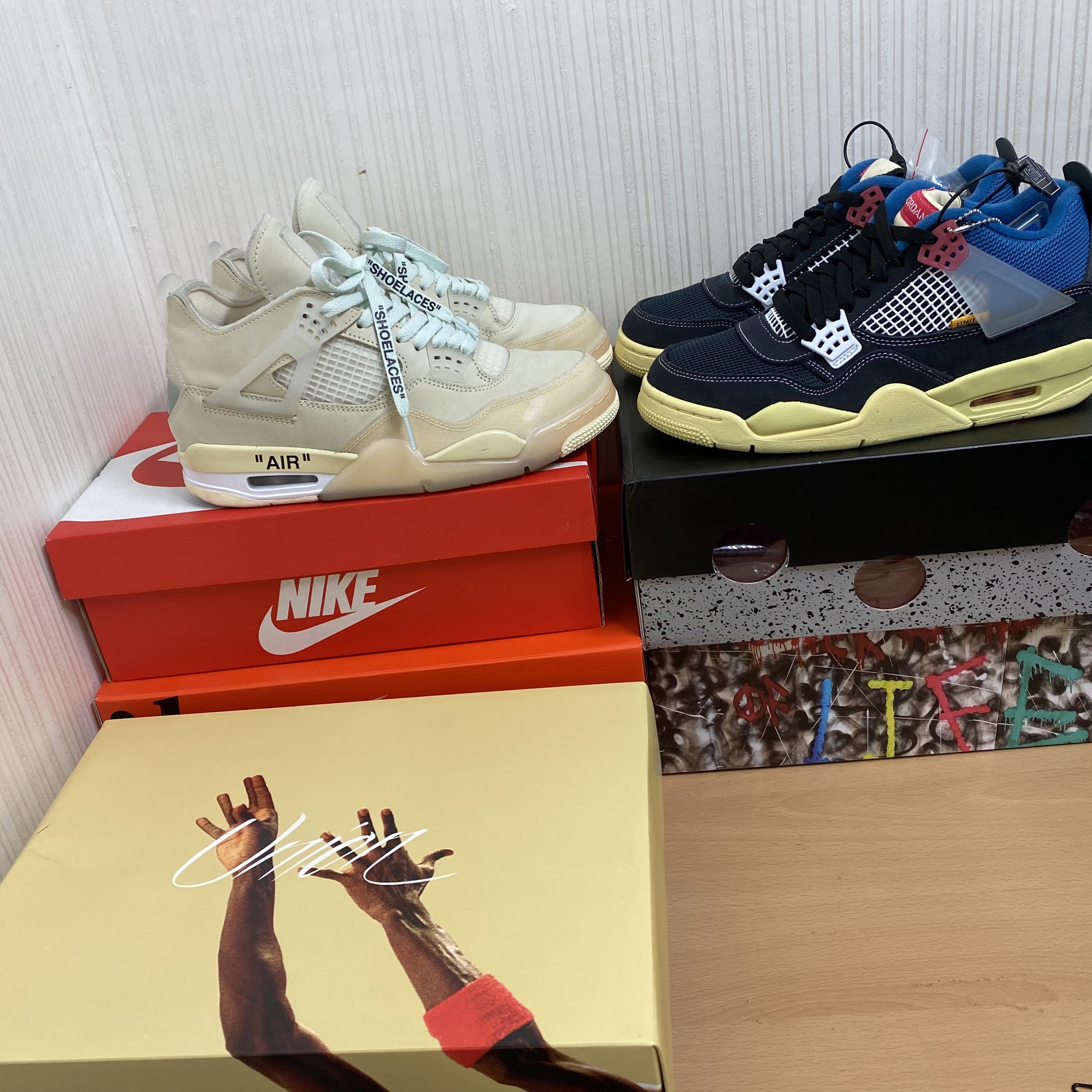 Jordan 4 x Union Retro Off Noir, (W) Jordan 4 x Off-White Retro SP Sail 착용 스타일 - 5