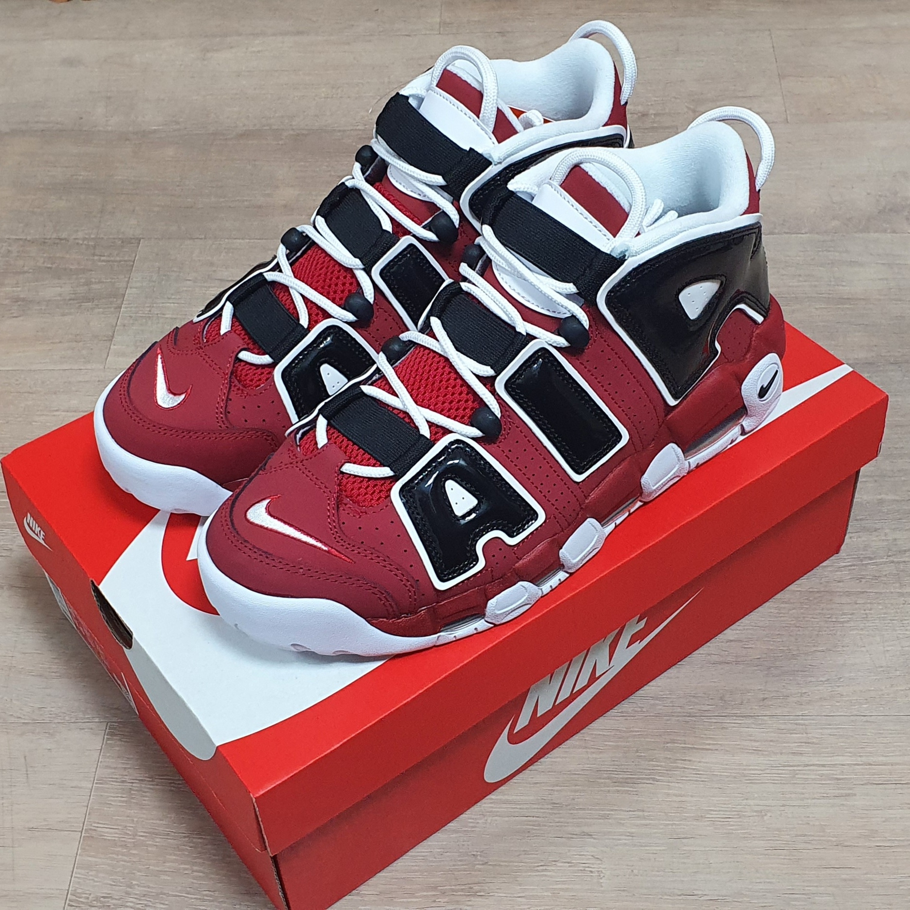 Nike Air More Uptempo 96 Bulls 2021 착용 스타일 - 2