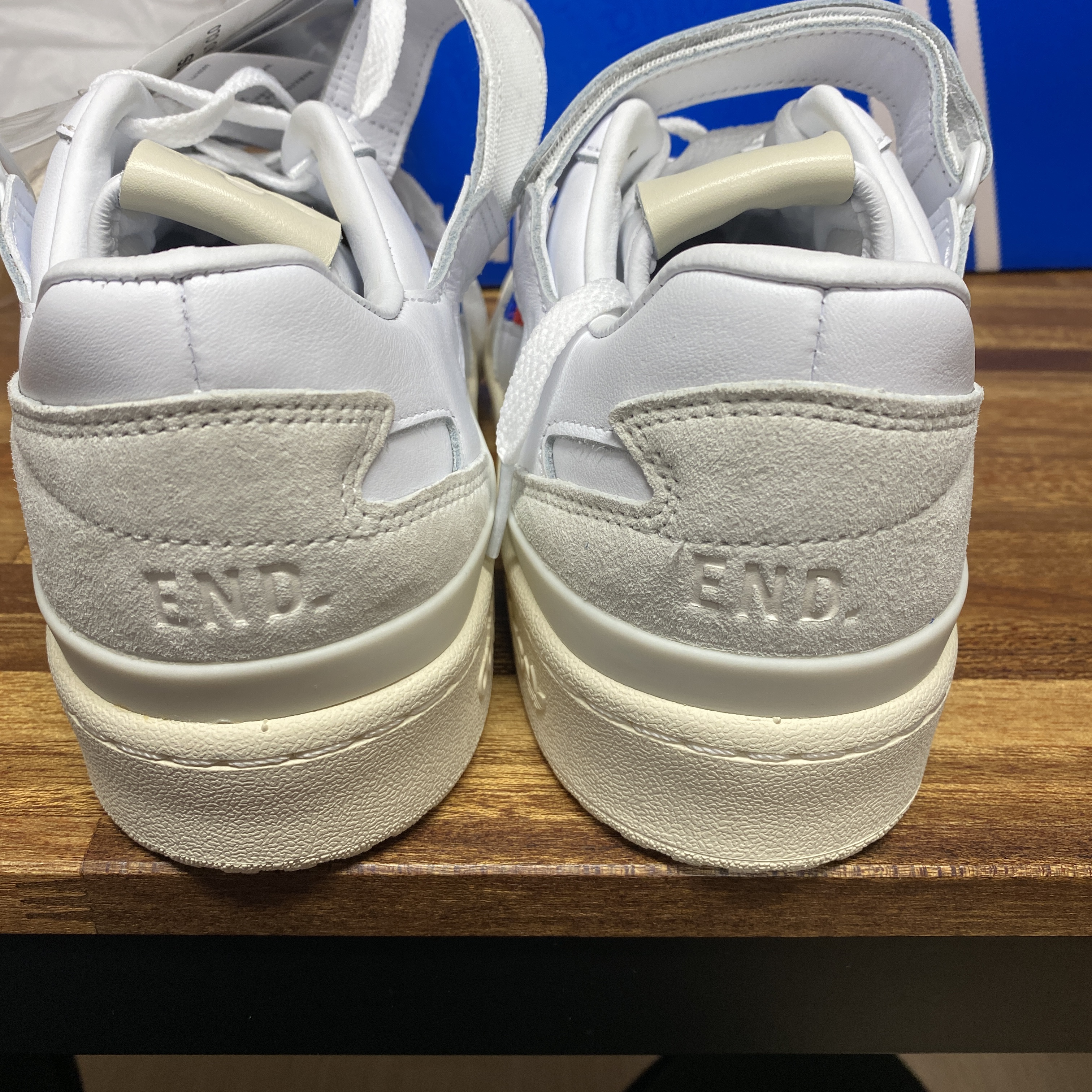 Adidas x END. Forum Low Friends & Forum 착용 스타일 - 5