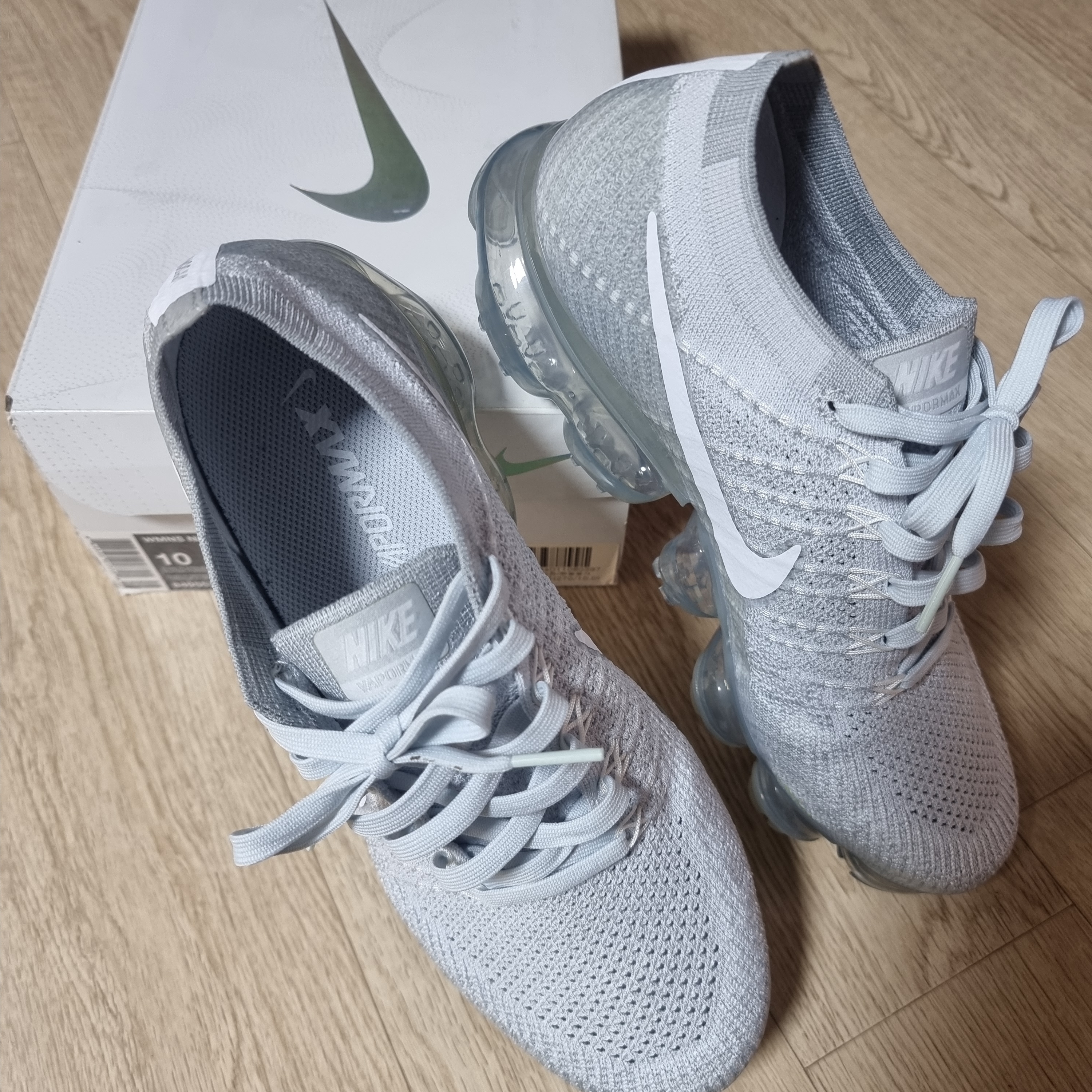 Nike Air VaporMax Pure Platinum 착용 스타일 - 4
