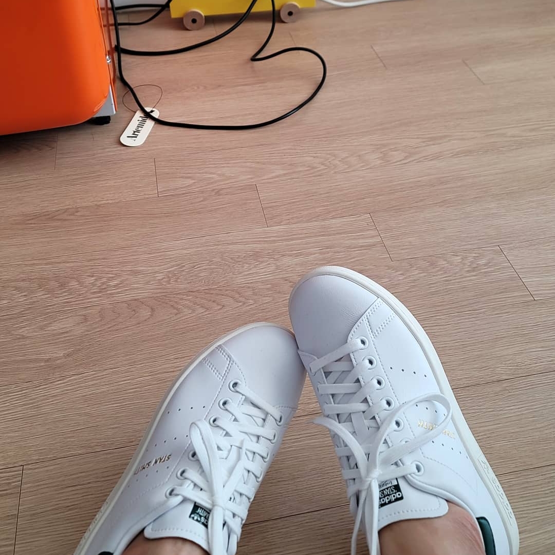 Adidas Stan Smith Collegiate Green 착용 스타일