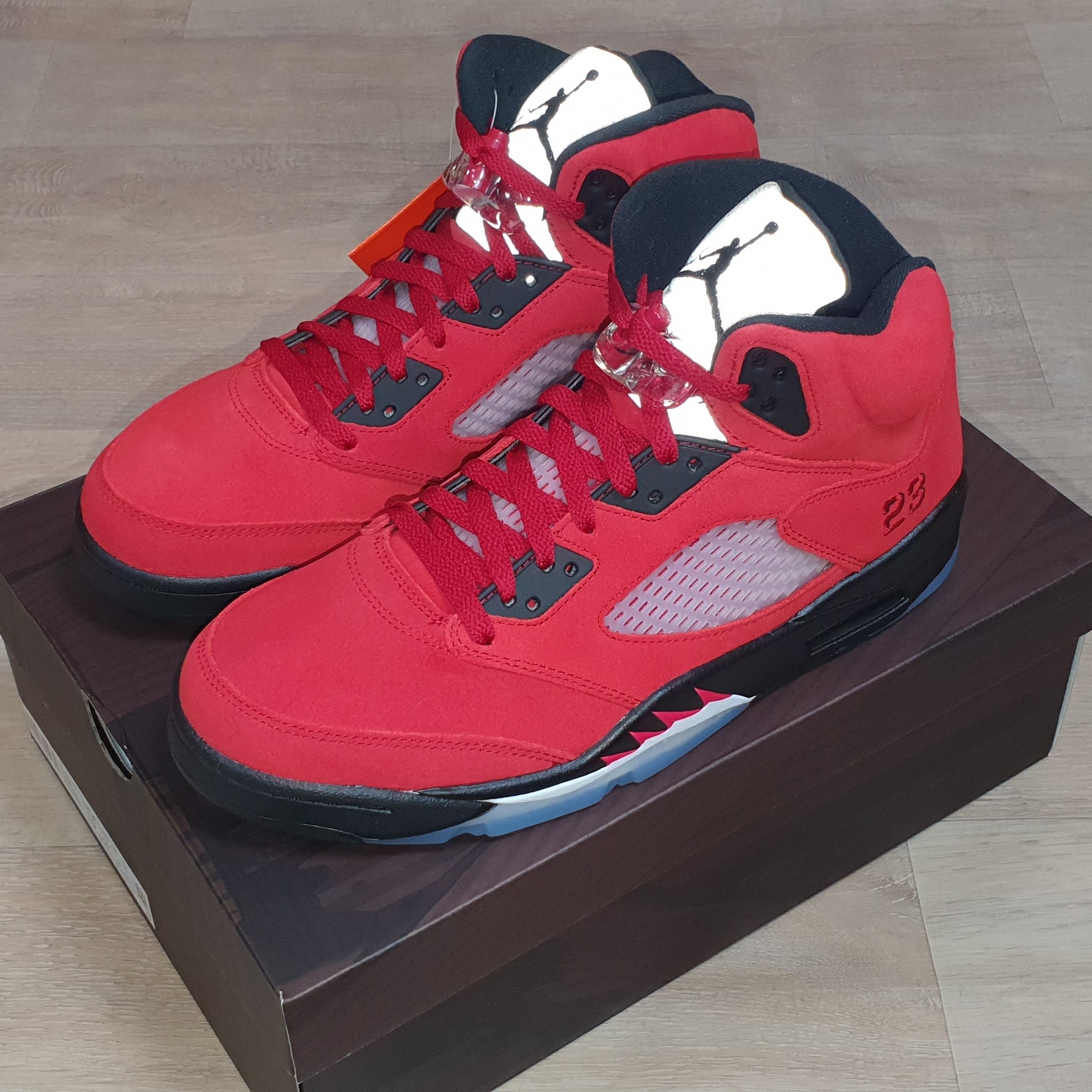 Jordan 5 Retro Toro Bravo 착용 스타일 - 1