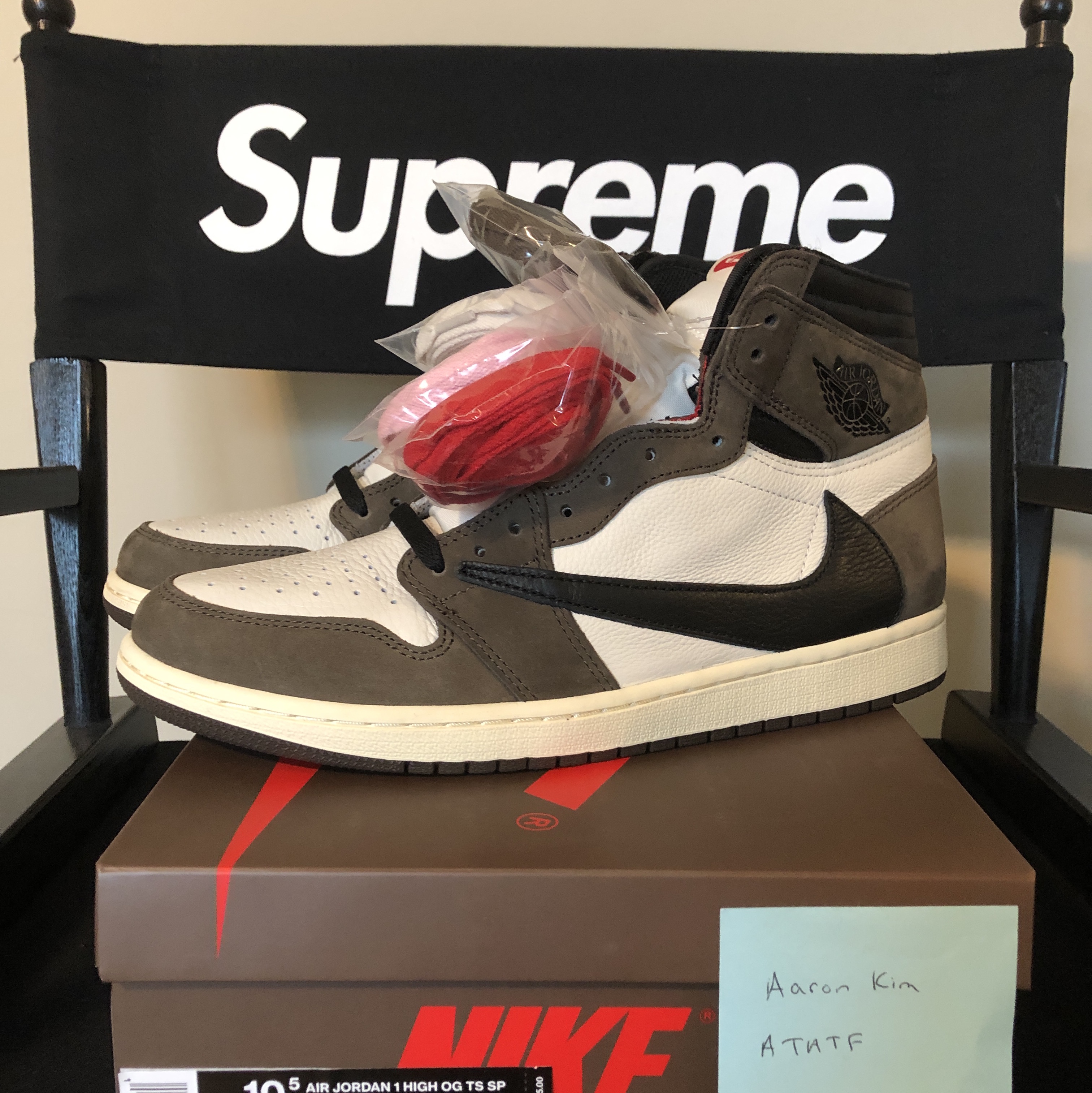 Jordan 1 x Travis Scott Retro High OG SP Mocha 착용 스타일