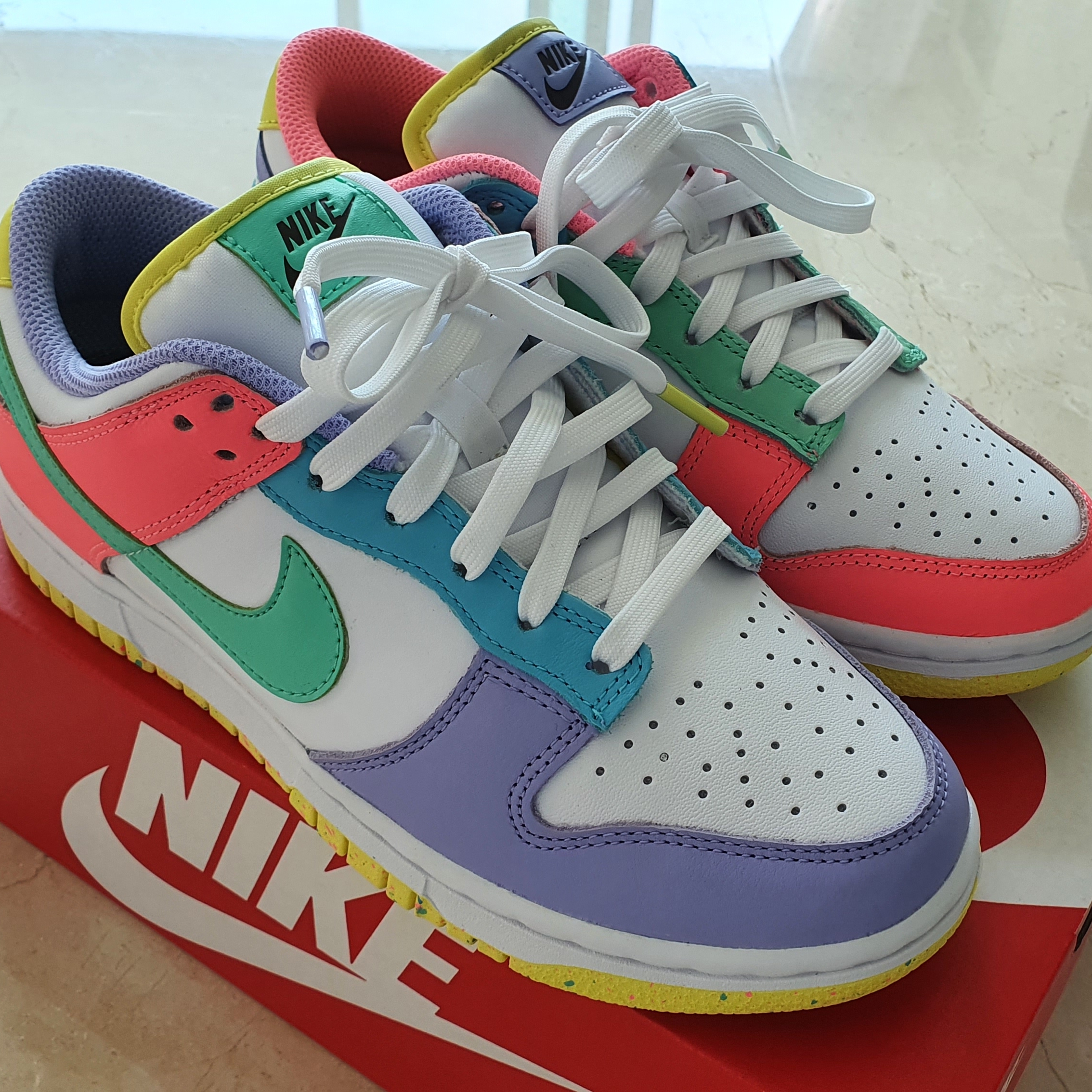 (W) Nike Dunk Low SE Candy 착용 스타일 - 3