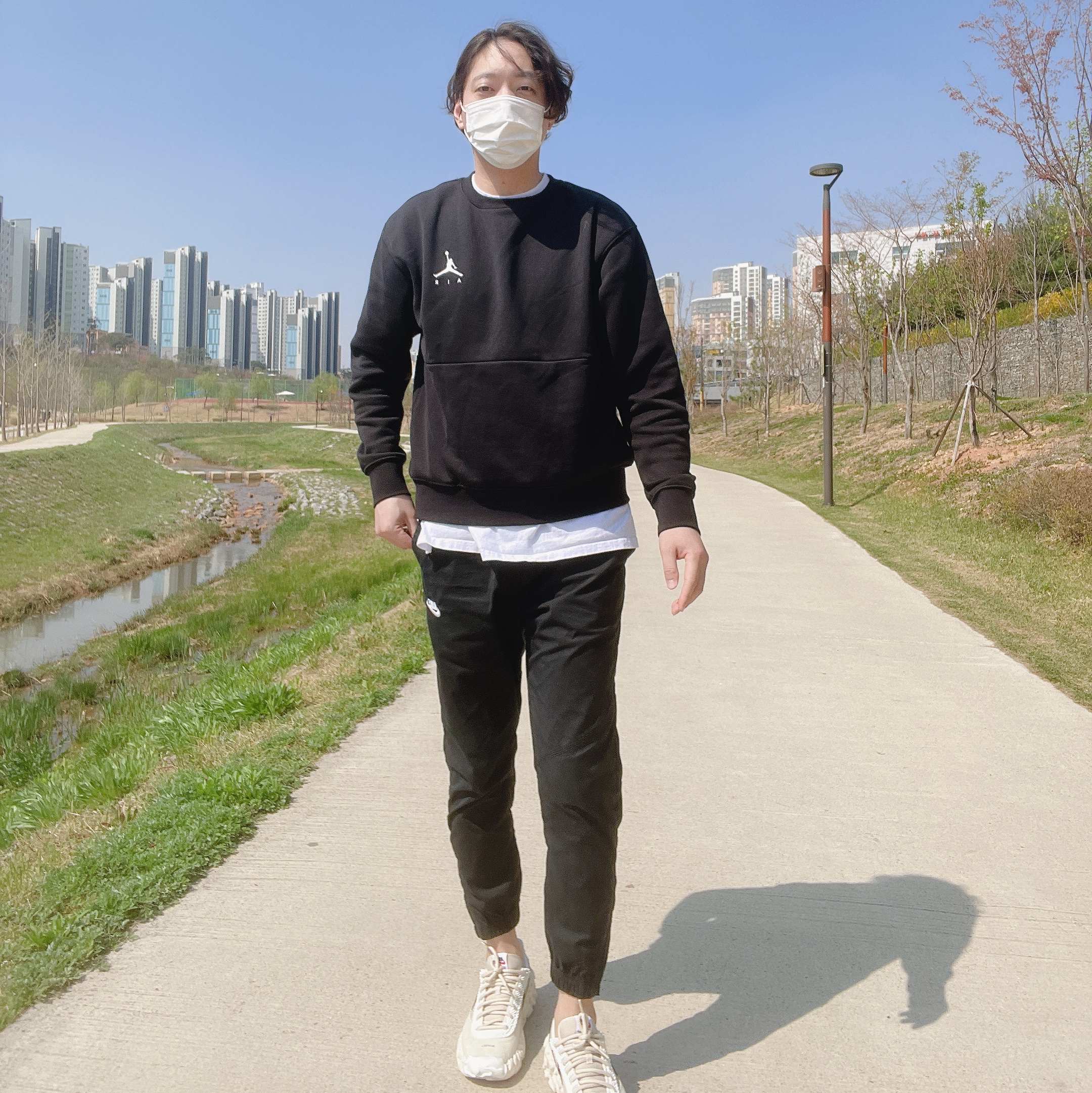 Nike x Undercover Overbreak SP Overcast 착용 스타일 - 1