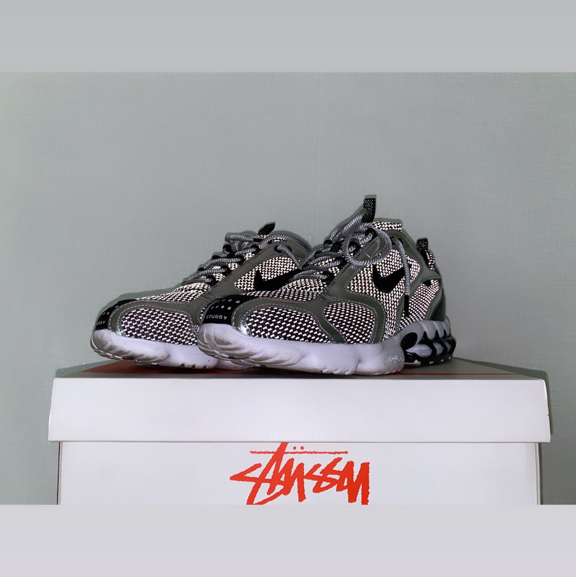 Nike x Stussy Air Zoom Spiridon Cage 2 Pure Platinum 착용 스타일