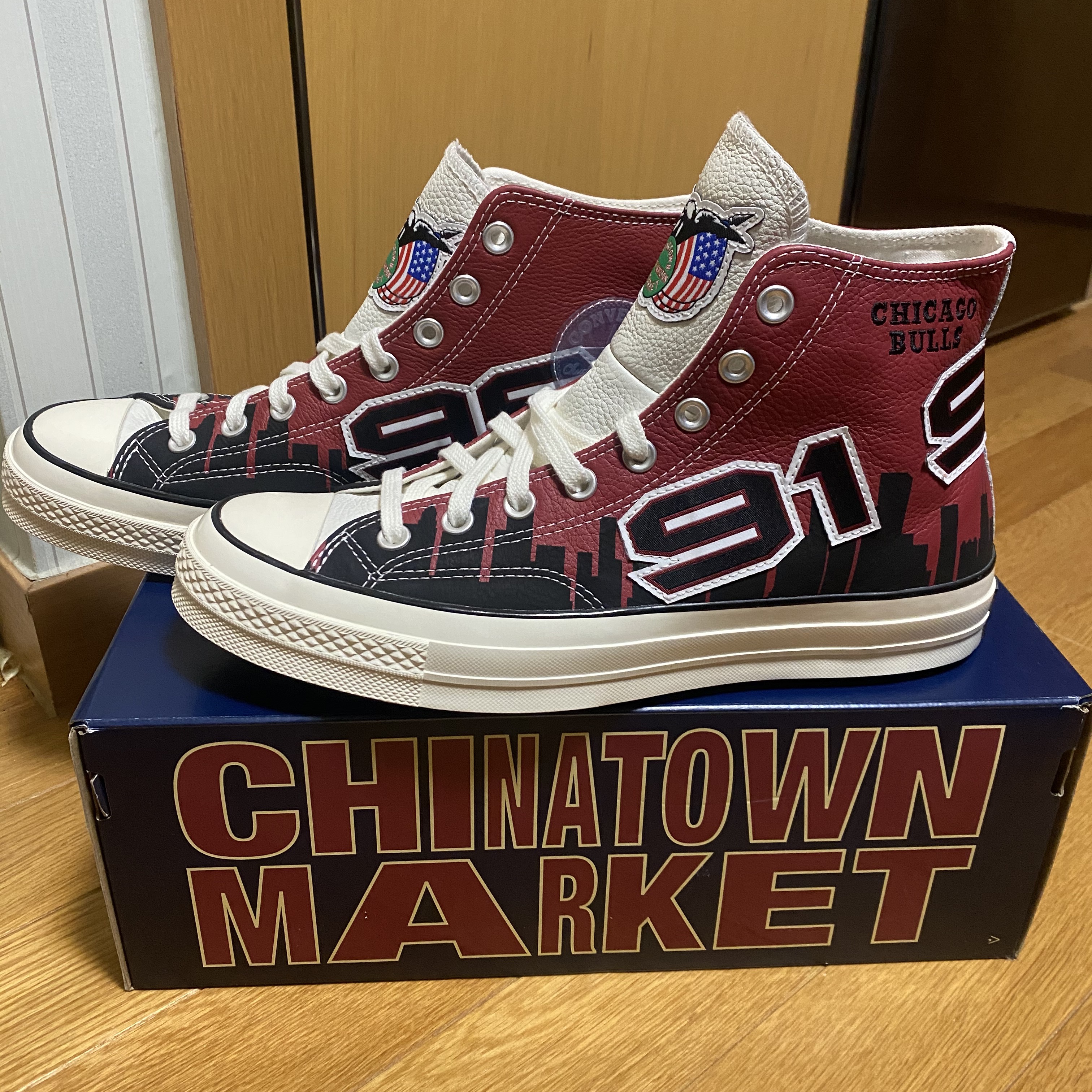 Converse x Chinatown Market Chuck 70 High Garnet 착용 스타일 - 2
