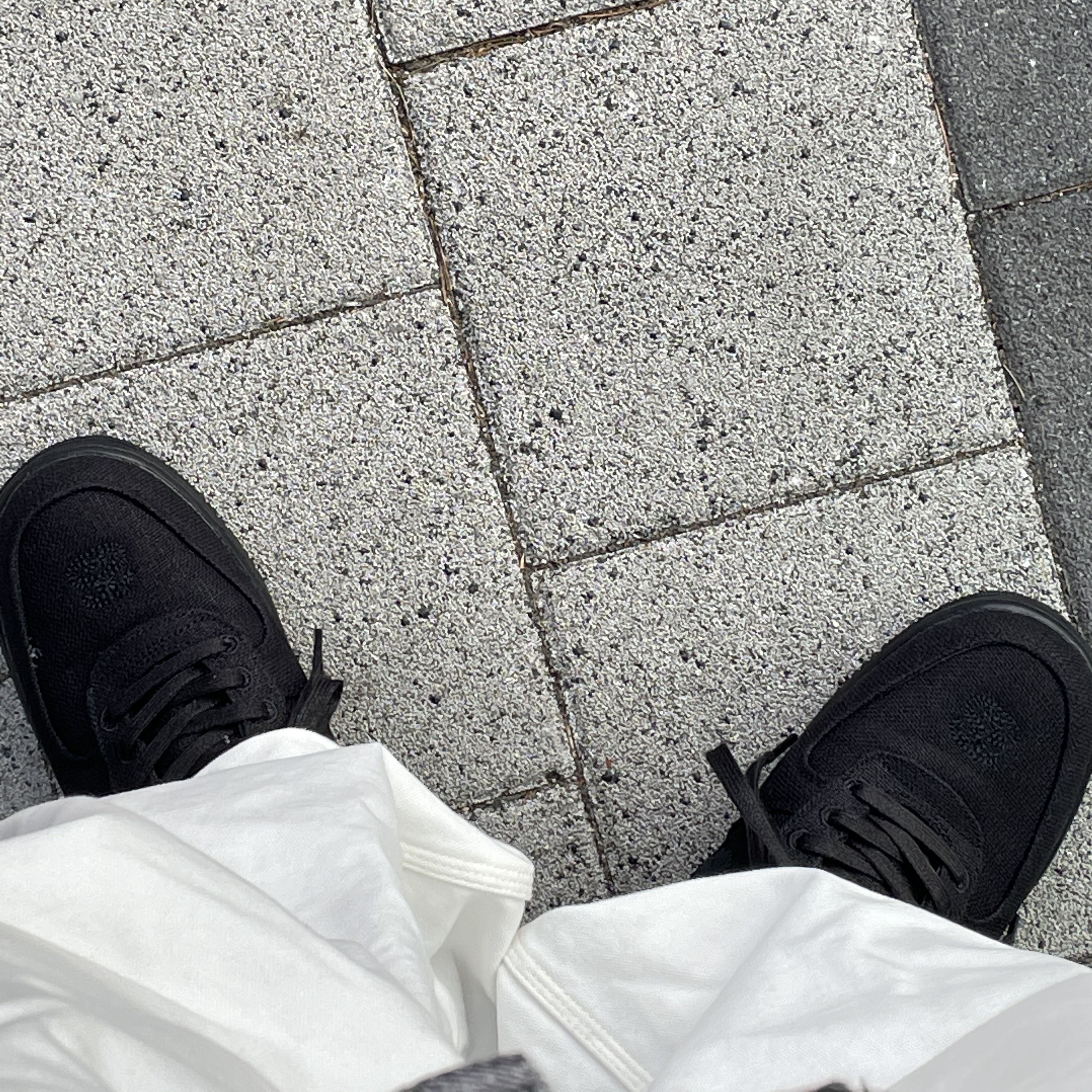 Nike x Stussy Air Force 1 Low Triple Black 착용 스타일