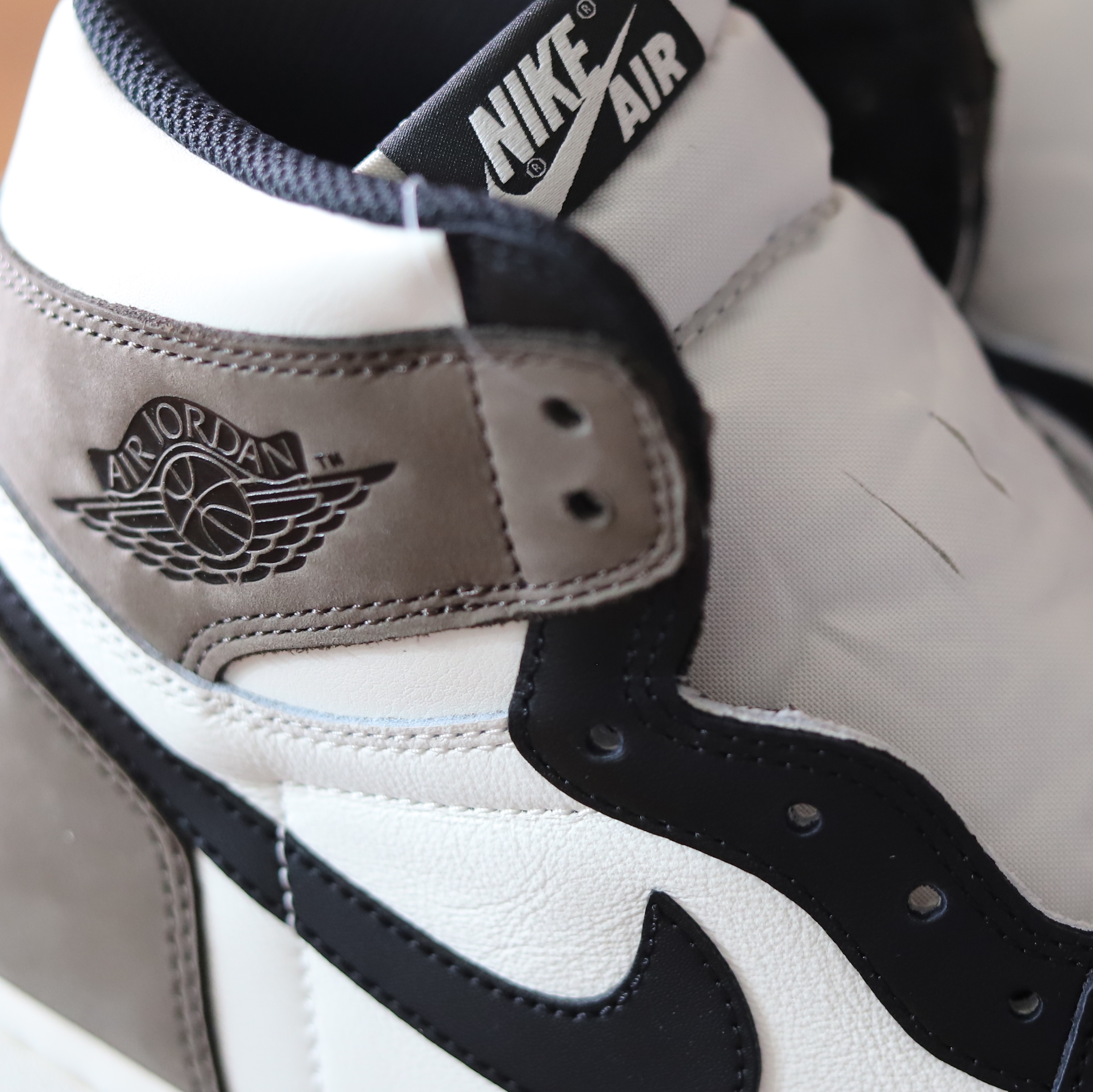 Jordan 1 Retro High OG University Blue, Jordan 1 Retro High OG Black Mocha 착용 스타일 - 2