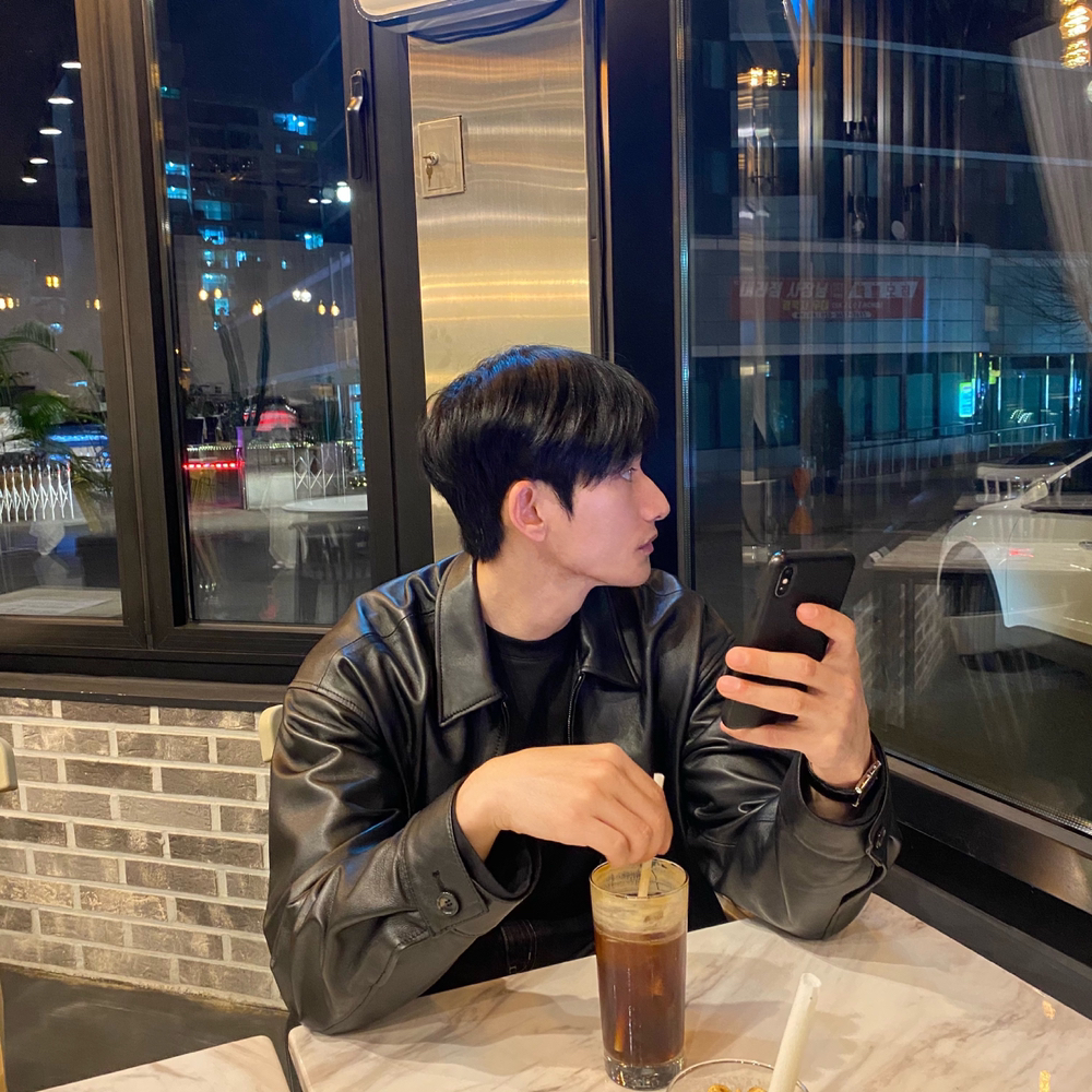 KREAM 프로필 이미지
