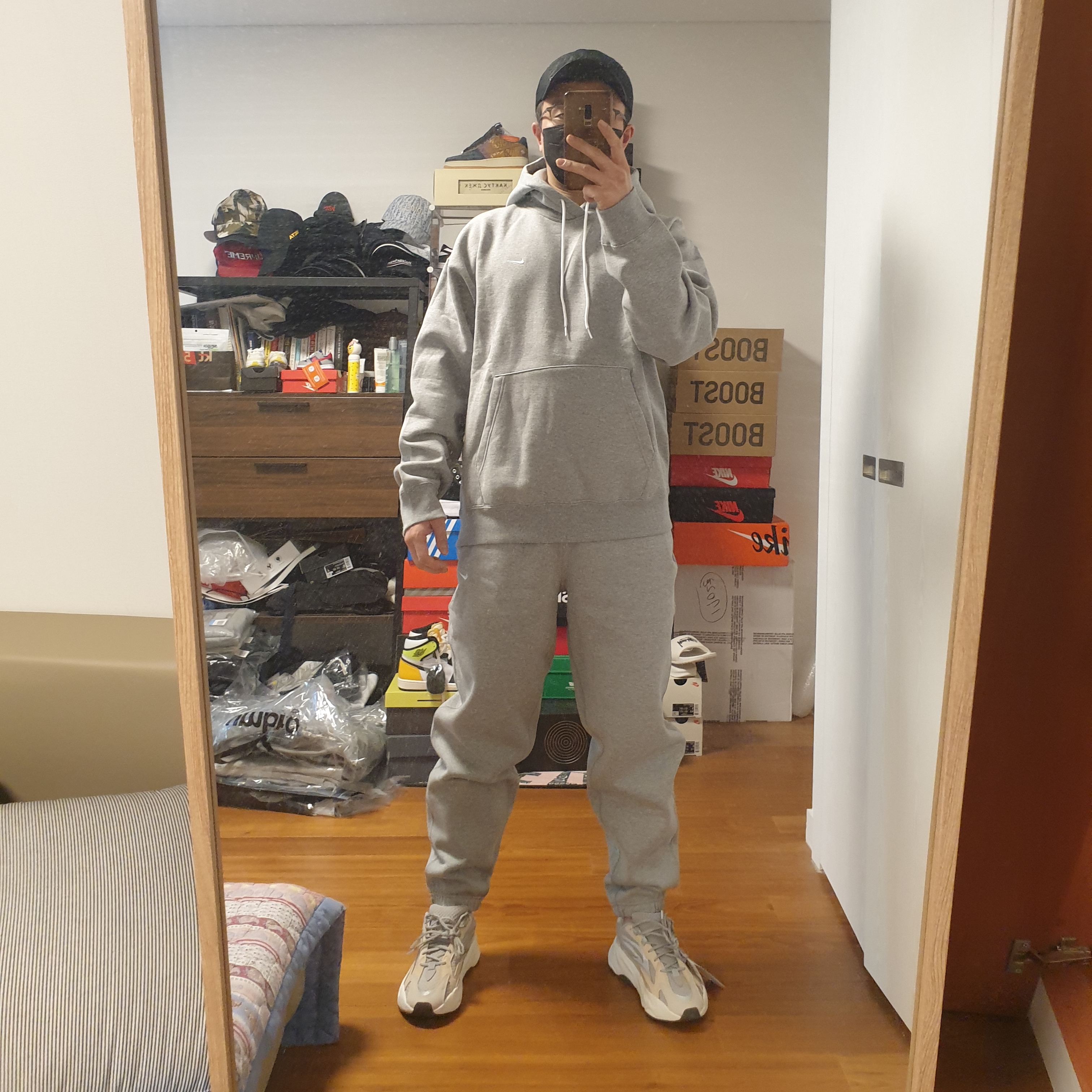 Nike NRG Solo Swoosh Fleece Pants Dark Grey Heather - US/EU, Nike NRG Solo Swoosh Fleece Hoodie Dark Grey Heather - US/EU 착용 스타일 - 2
