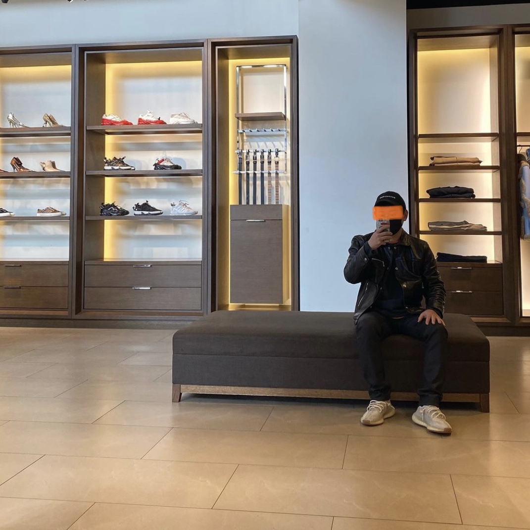 Adidas Yeezy Boost 350 V2 Citrin - Non-Reflective 착용 스타일