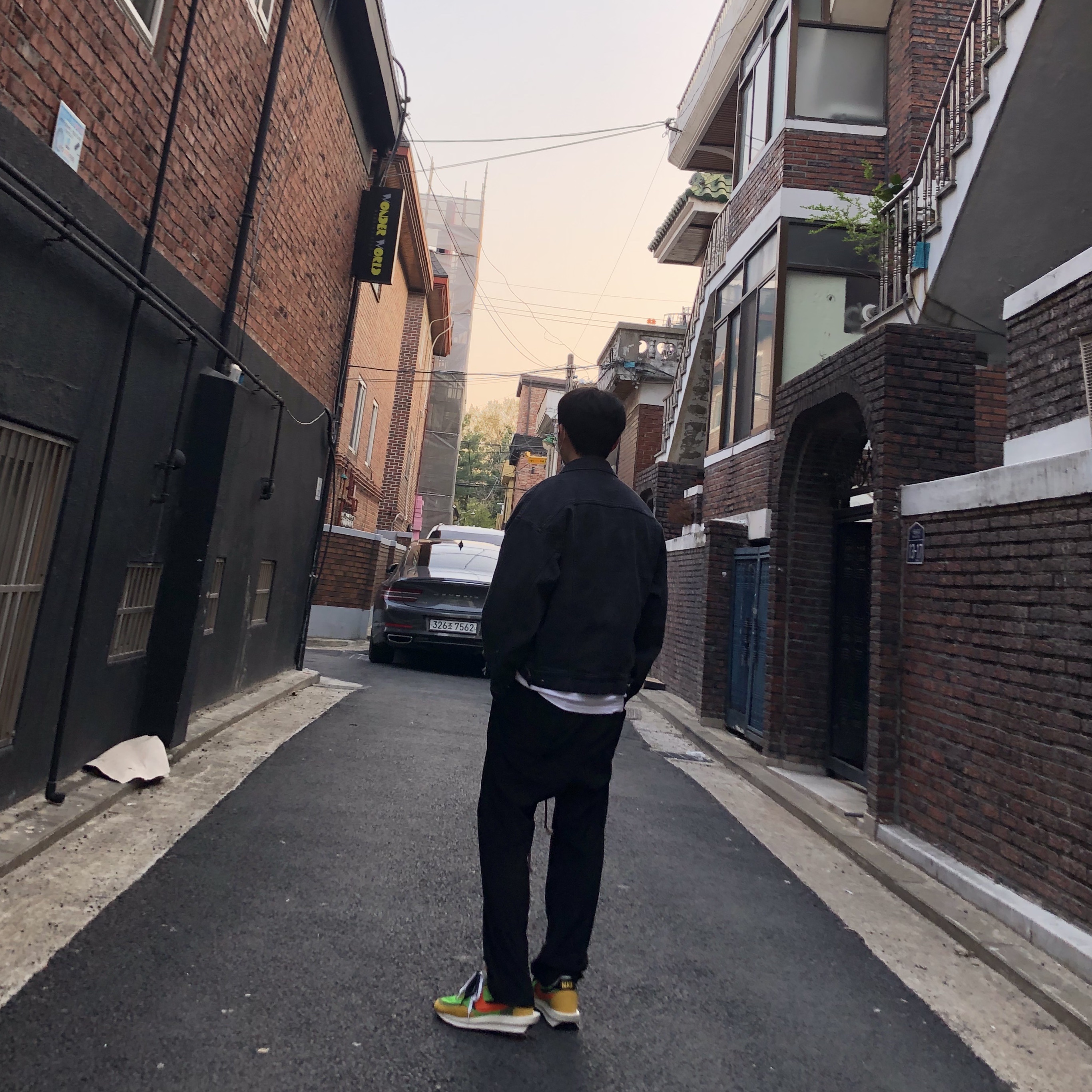 Nike x Sacai LDWaffle Green Multi 착용 스타일