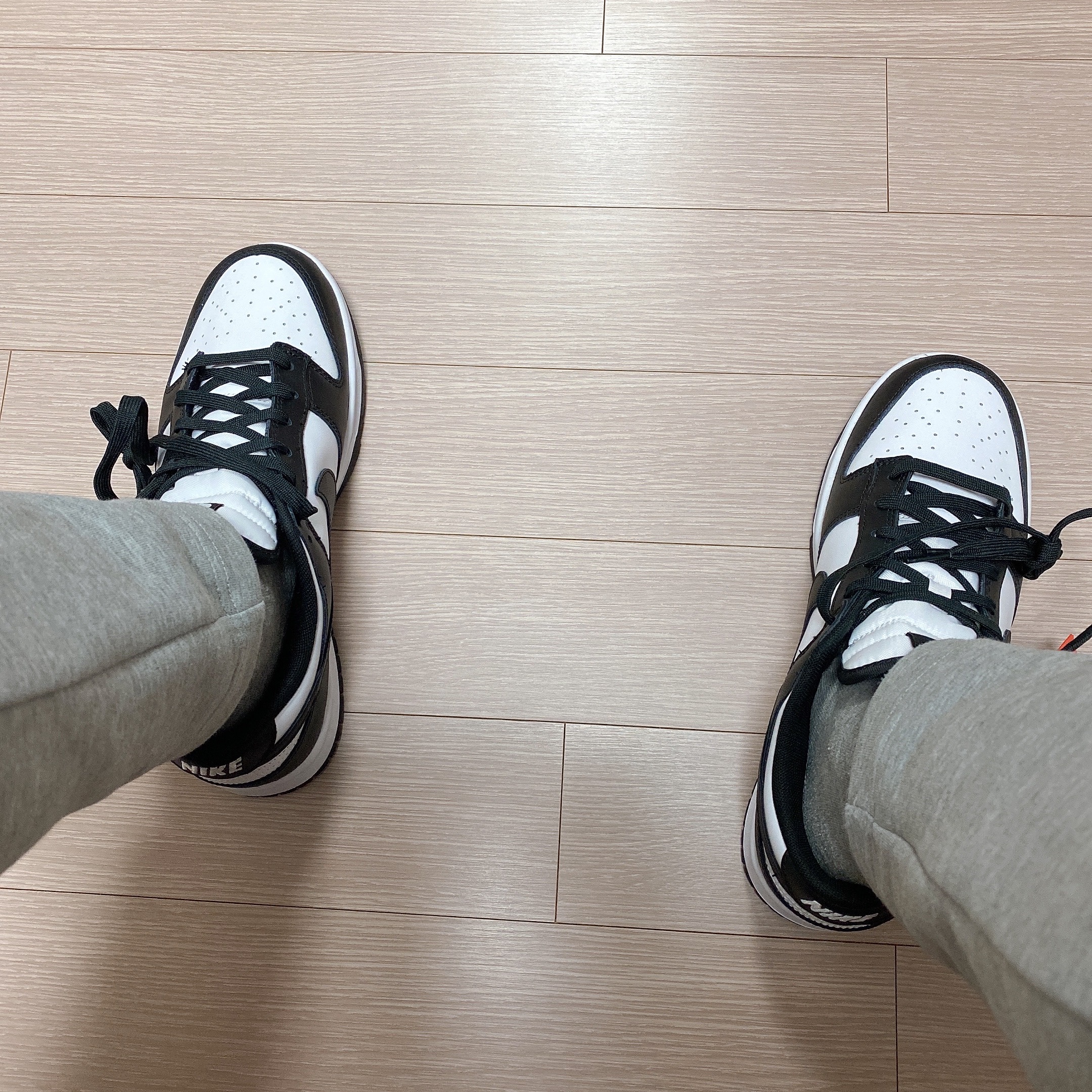 Nike Dunk Low Retro Black 착용 스타일 - 3