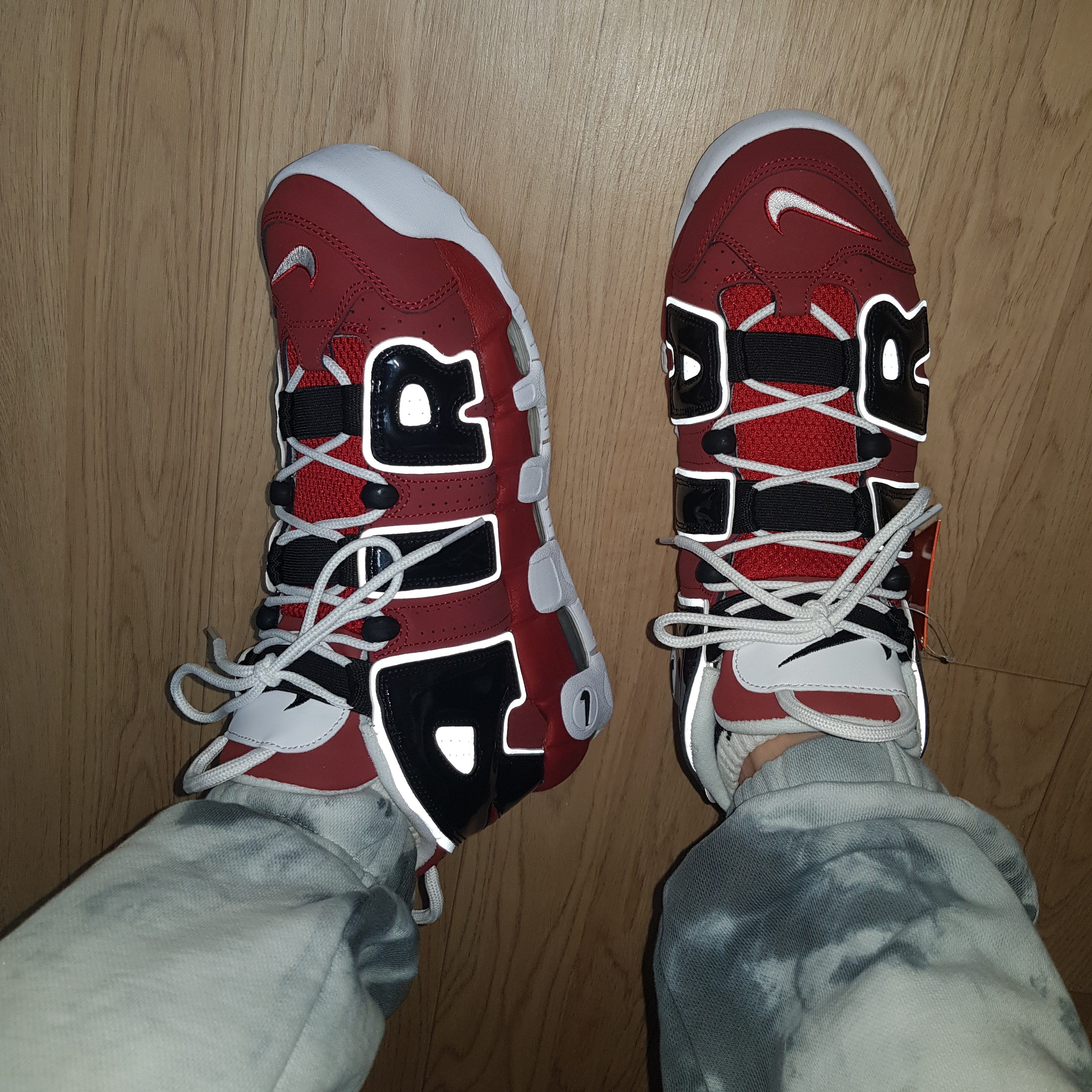 Nike Air More Uptempo 96 Bulls 2021 착용 스타일 - 3