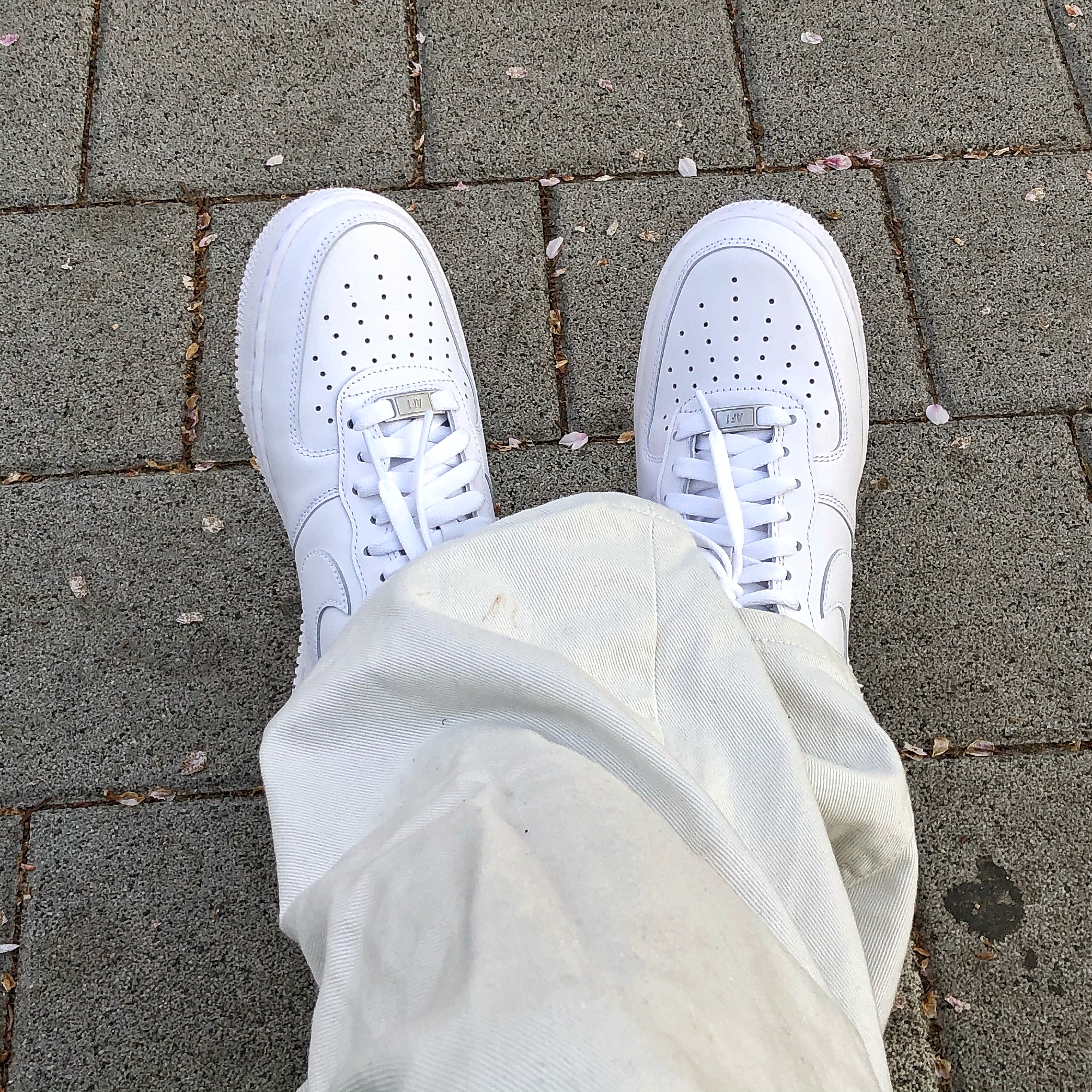 Nike Air Force 1 '07 Low White 착용 스타일