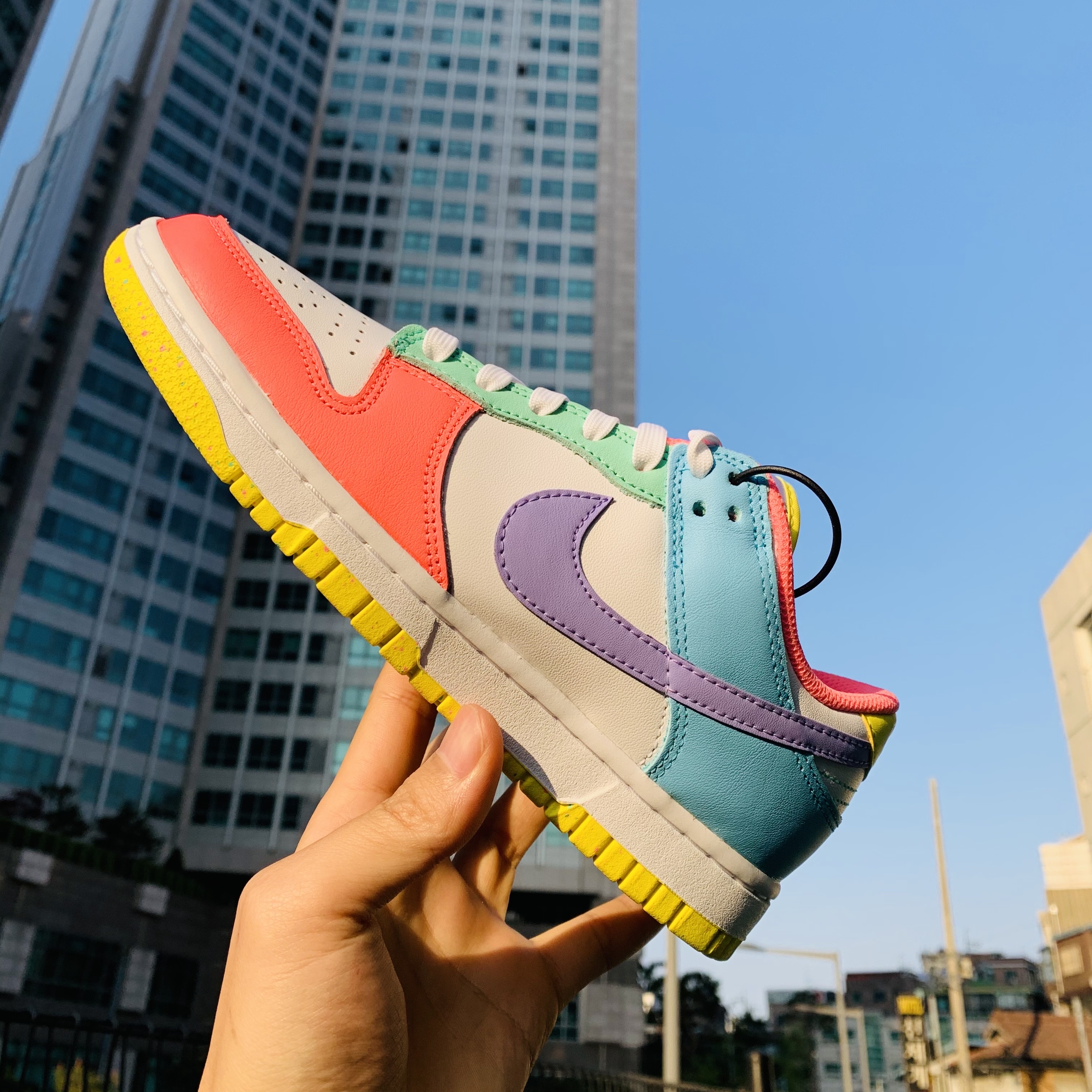 (W) Nike Dunk Low SE Candy 착용 스타일 - 2