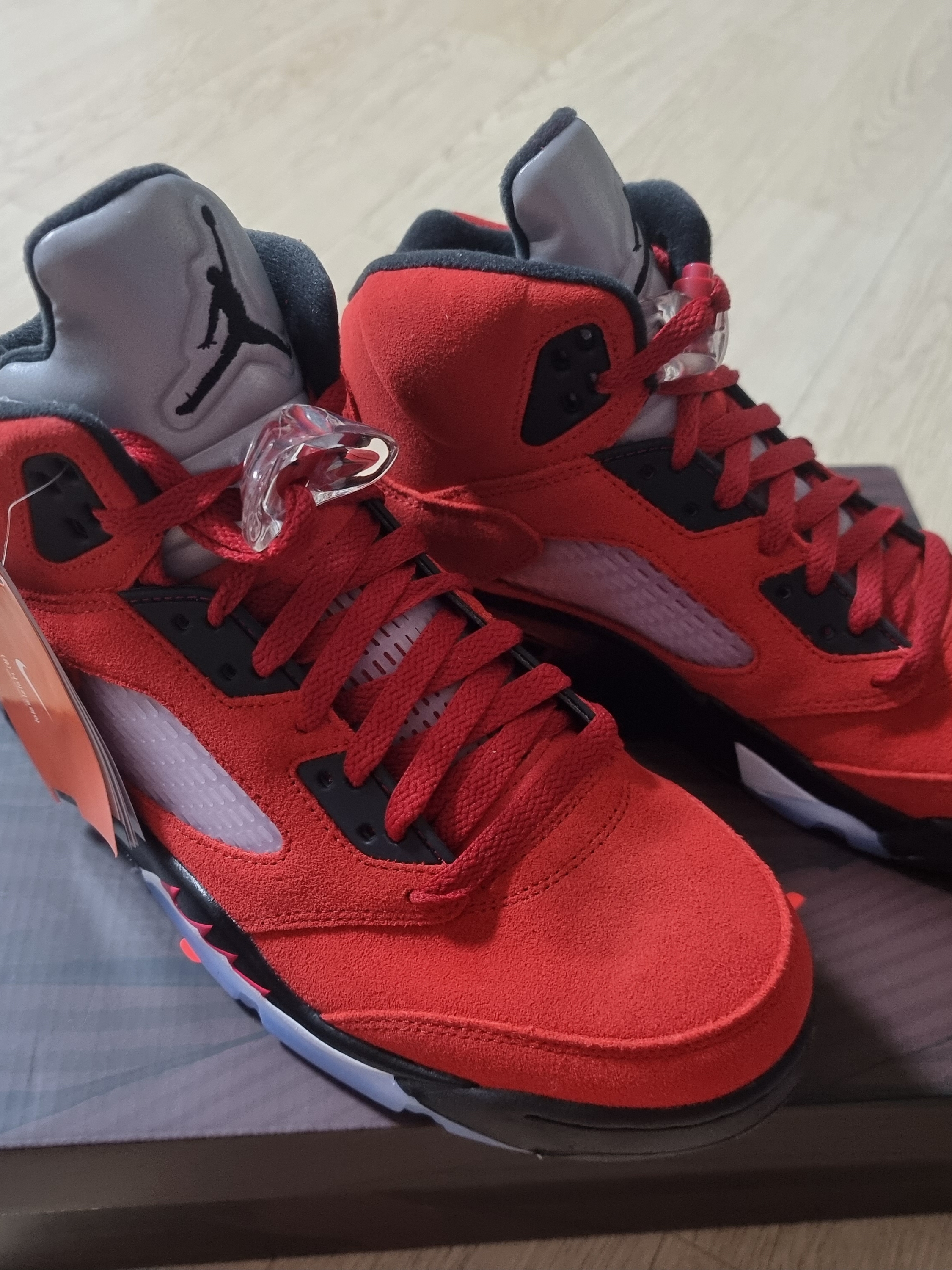 Jordan 5 Retro Toro Bravo 착용 스타일 - 1