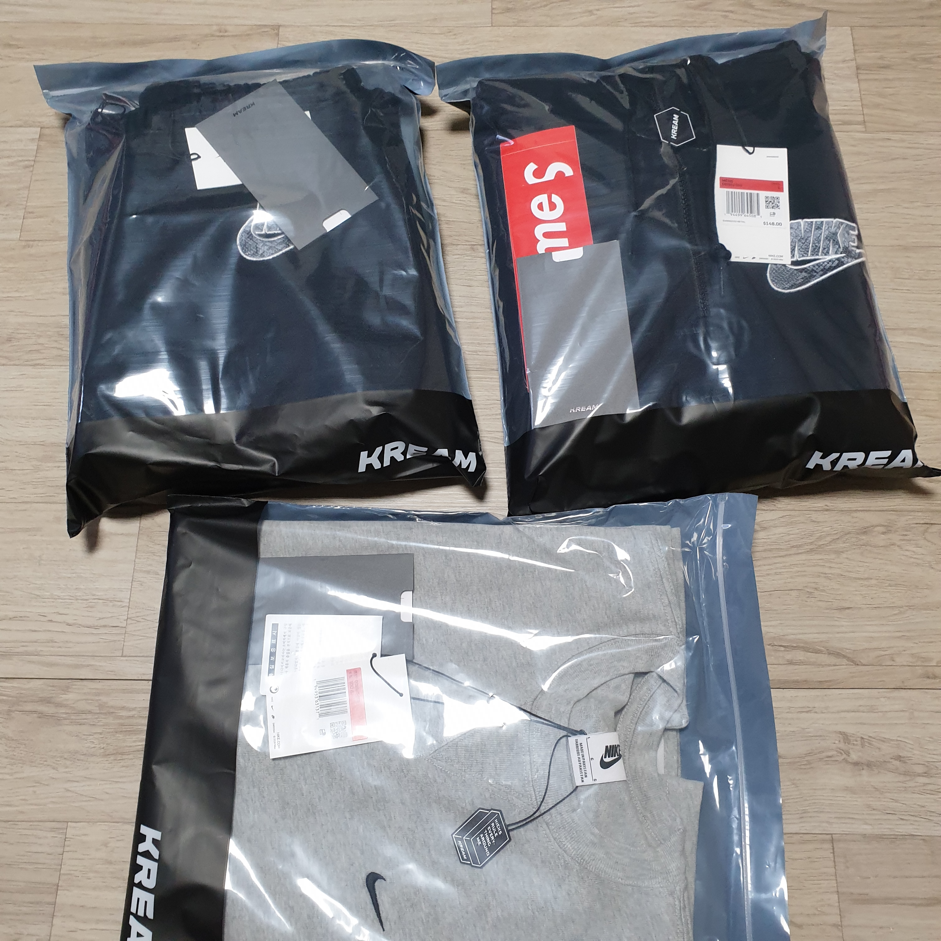 Supreme x Nike Half Zip Hooded Sweatshirt Black - 21SS, Supreme x Nike Cargo Sweatpants Black - 21SS 착용 스타일 - 2
