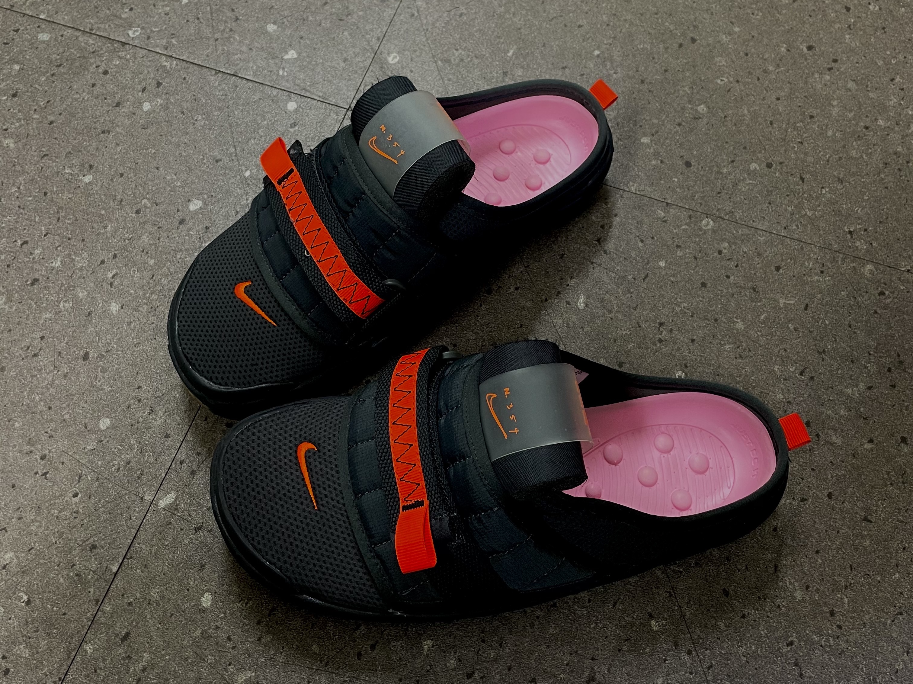 Nike Offline Anthracite 착용 스타일