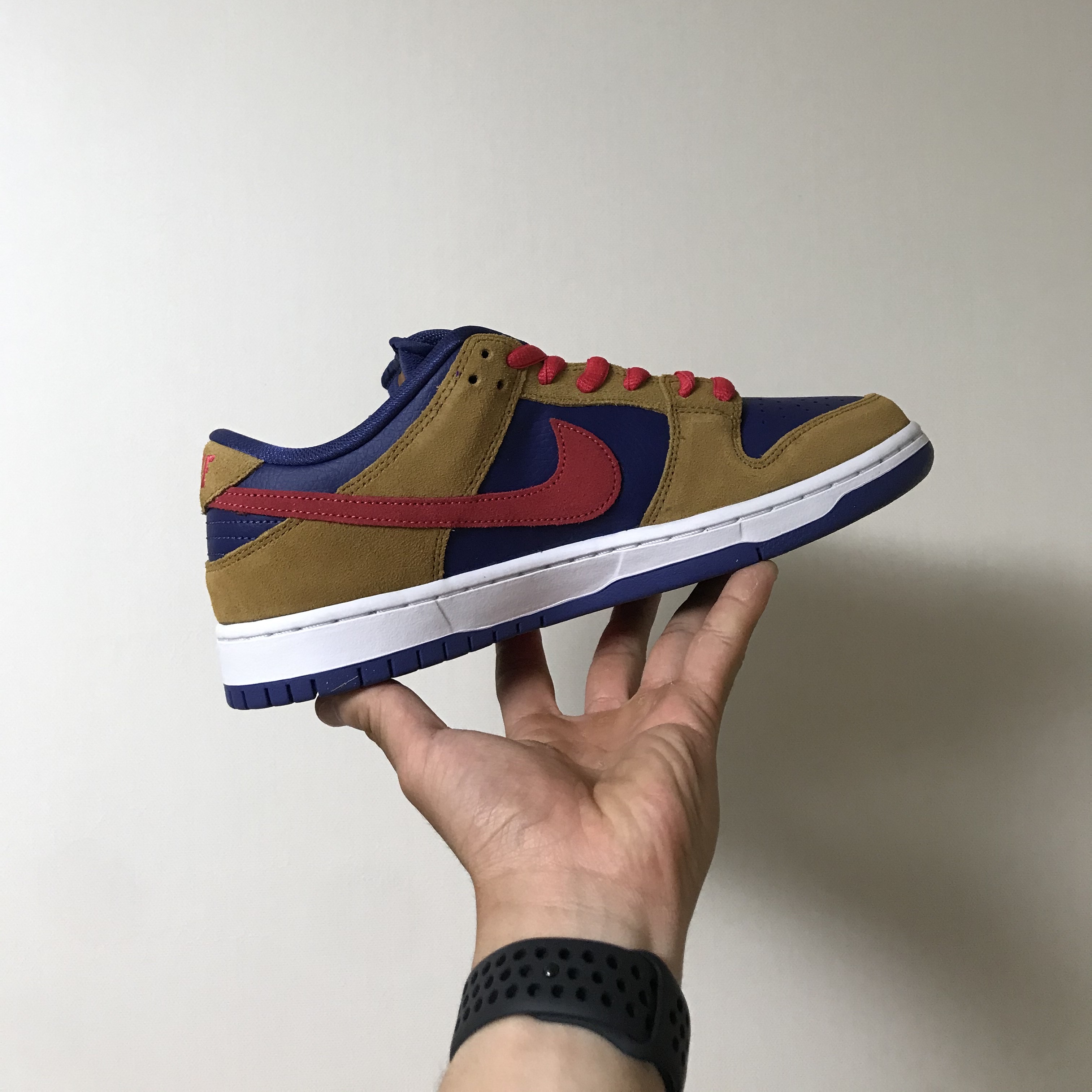 Nike SB Dunk Low Pro Wheat and Purple, Nike Dunk High Retro Orange Blaze 착용 스타일 - 2