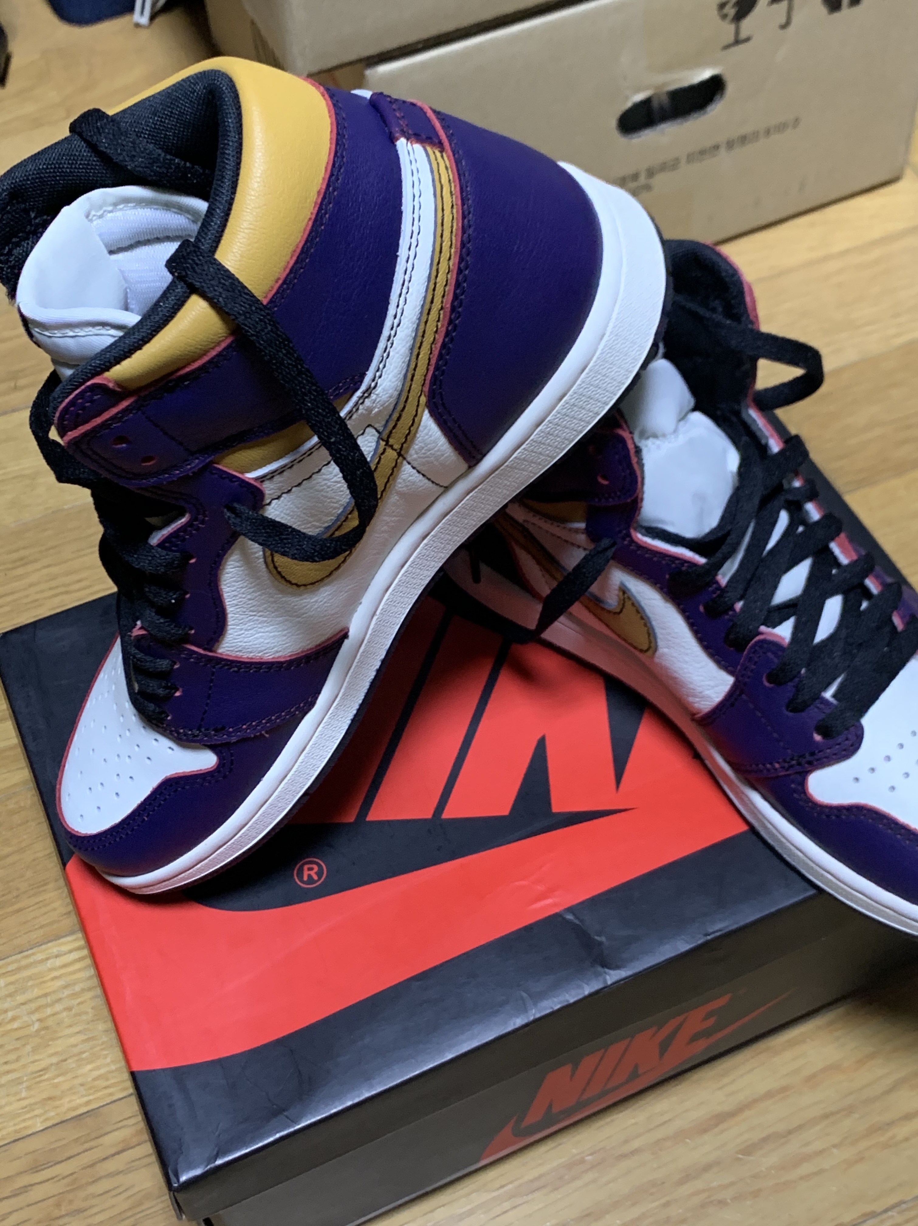 Jordan 1 Retro High OG Defiant SB LA to Chicago 착용 스타일 - 2