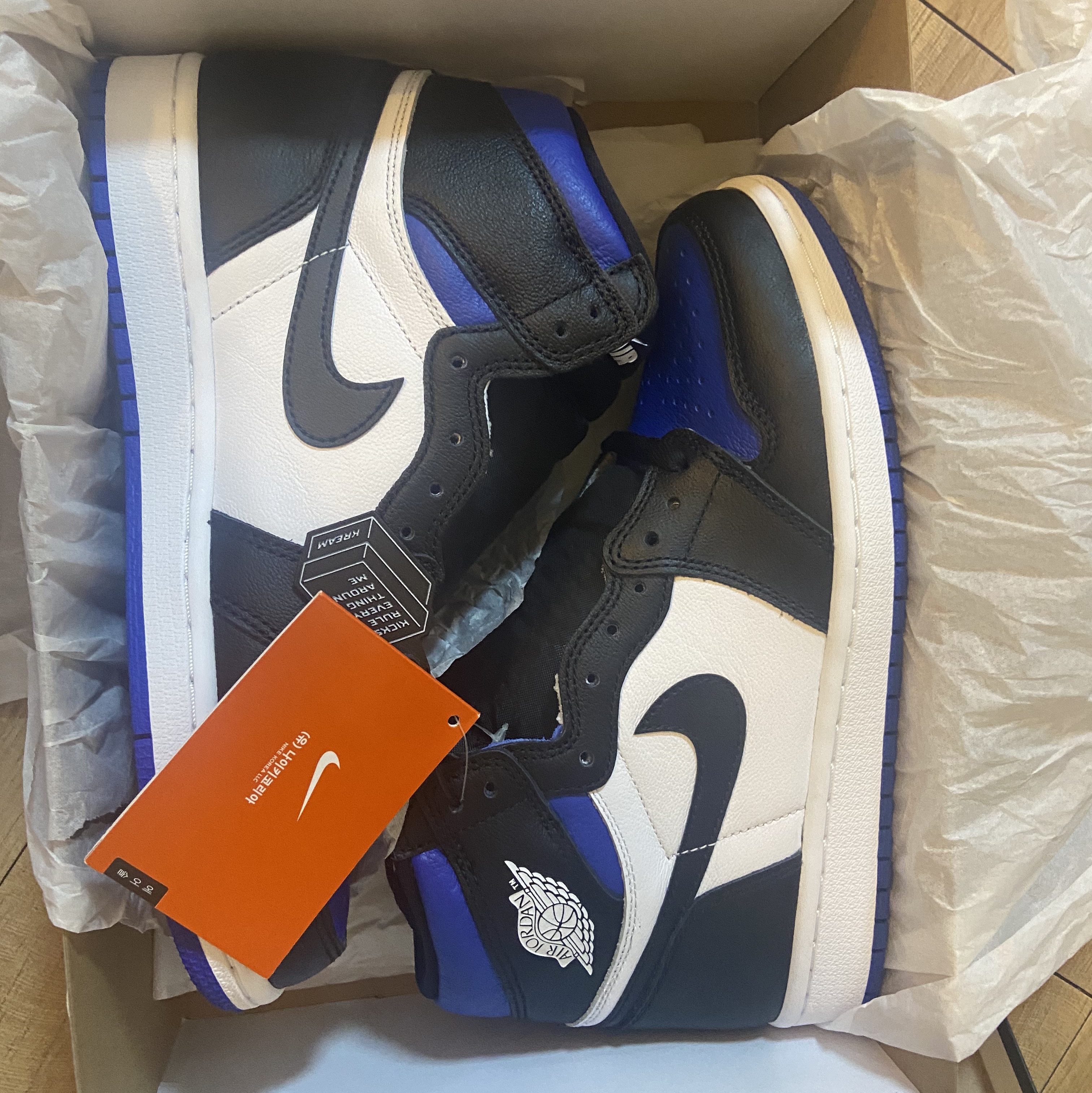 (GS) Jordan 1 Retro High OG Royal Toe 착용 스타일 - 1