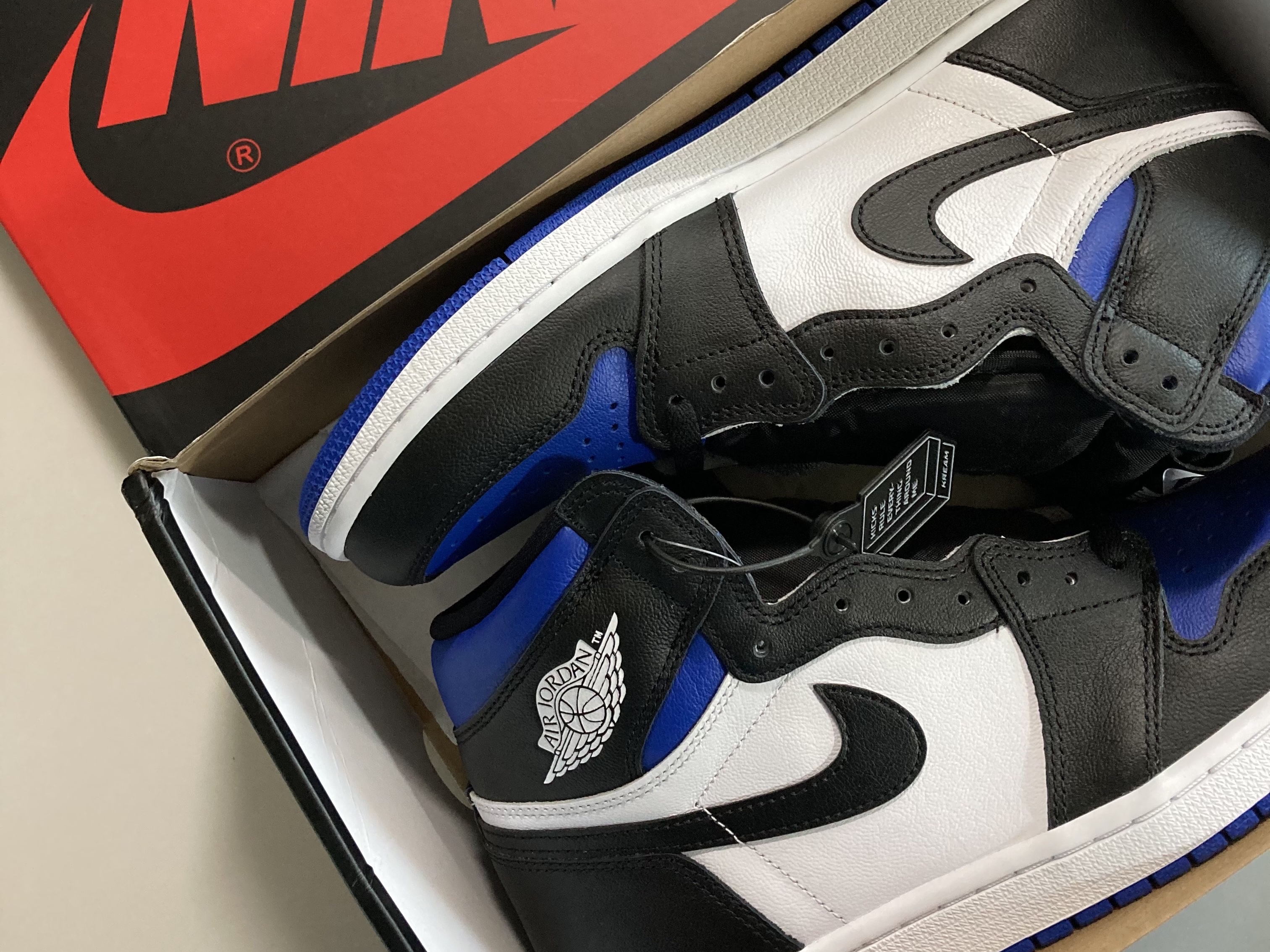 Jordan 1 Retro High OG Royal Toe 착용 스타일 - 1