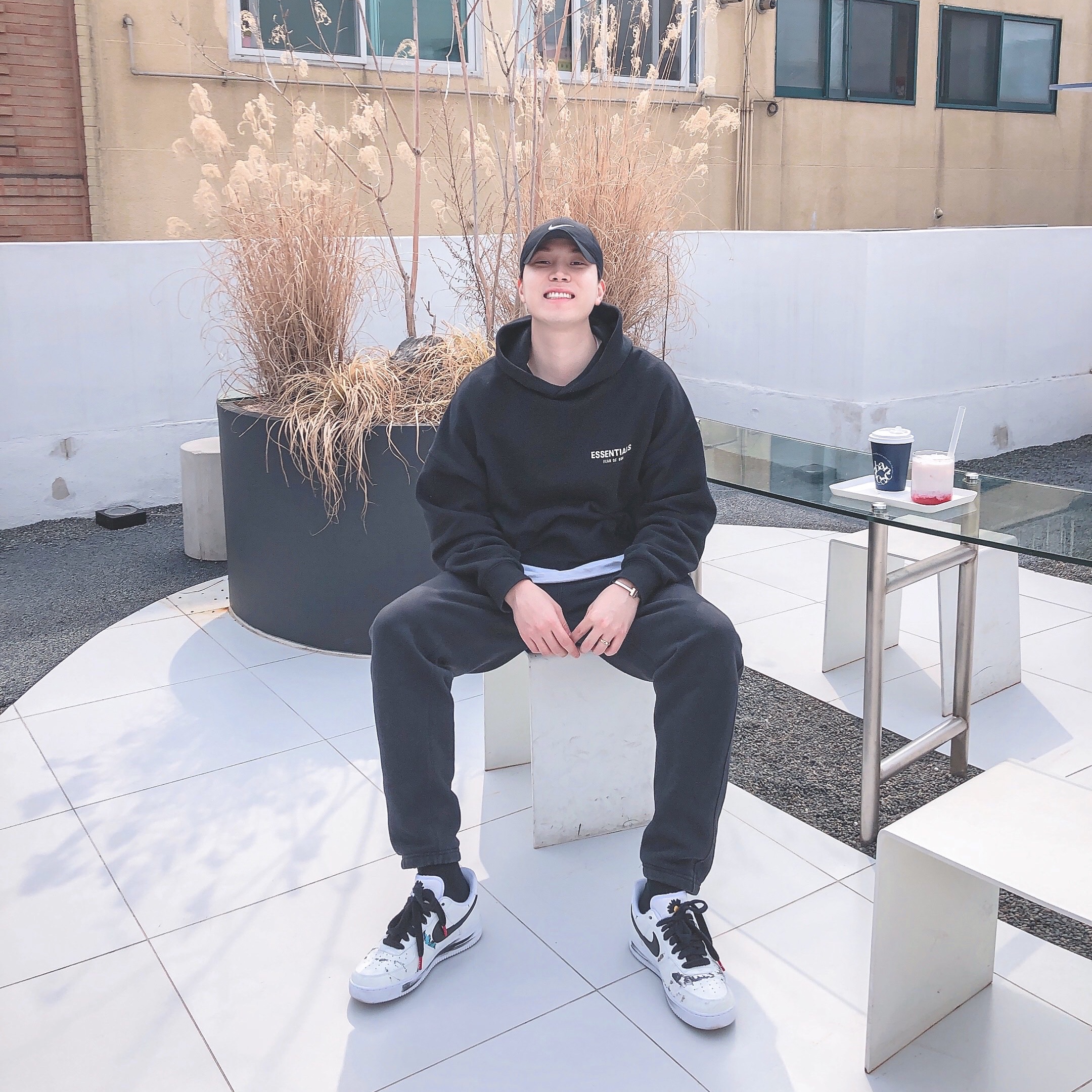 Nike x Peaceminusone Air Force 1 Low Para-Noise 2.0, Nike M NRG Solo Swoosh Track Pants Black - Asia 착용 스타일