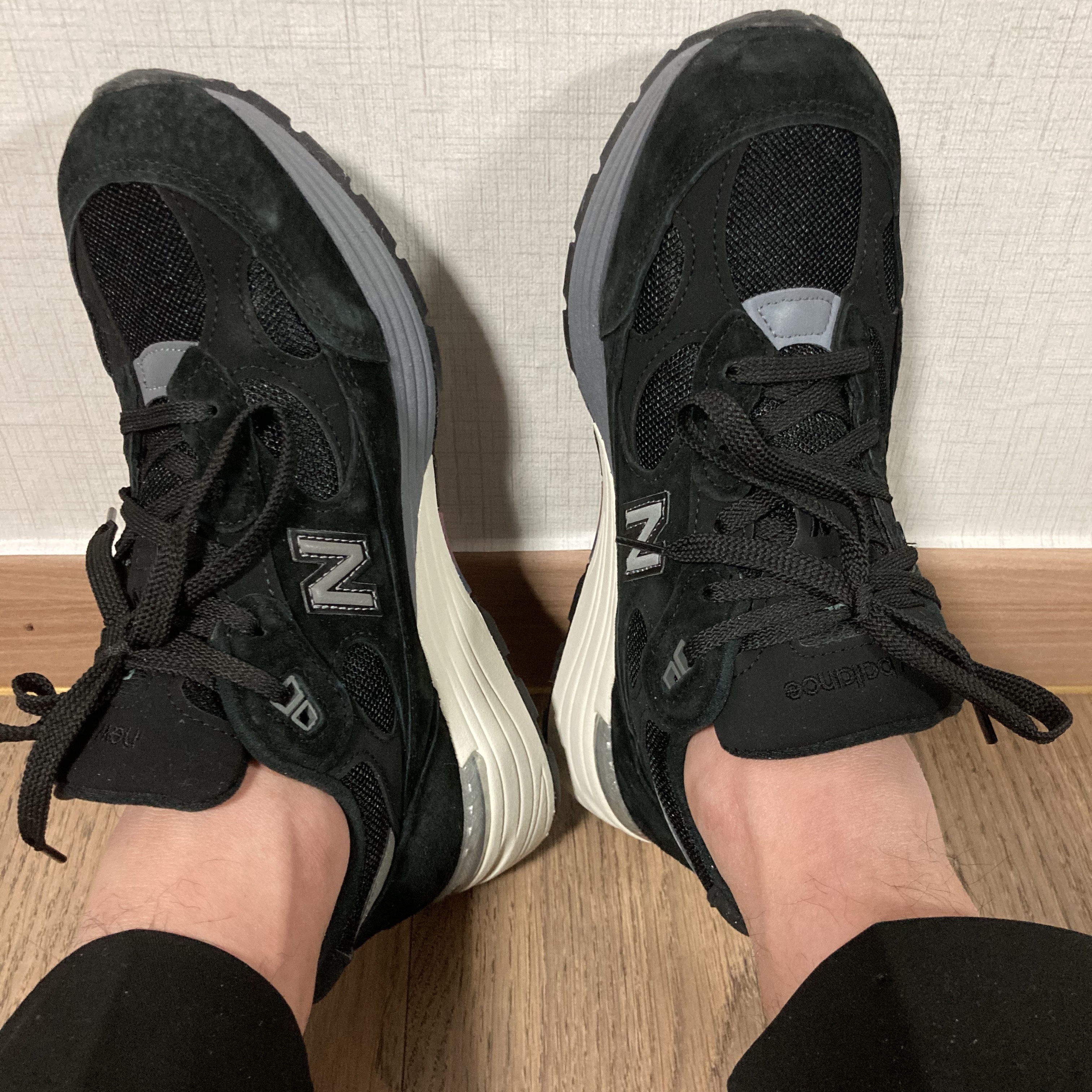 New Balance 992 Made in USA Black 착용 스타일