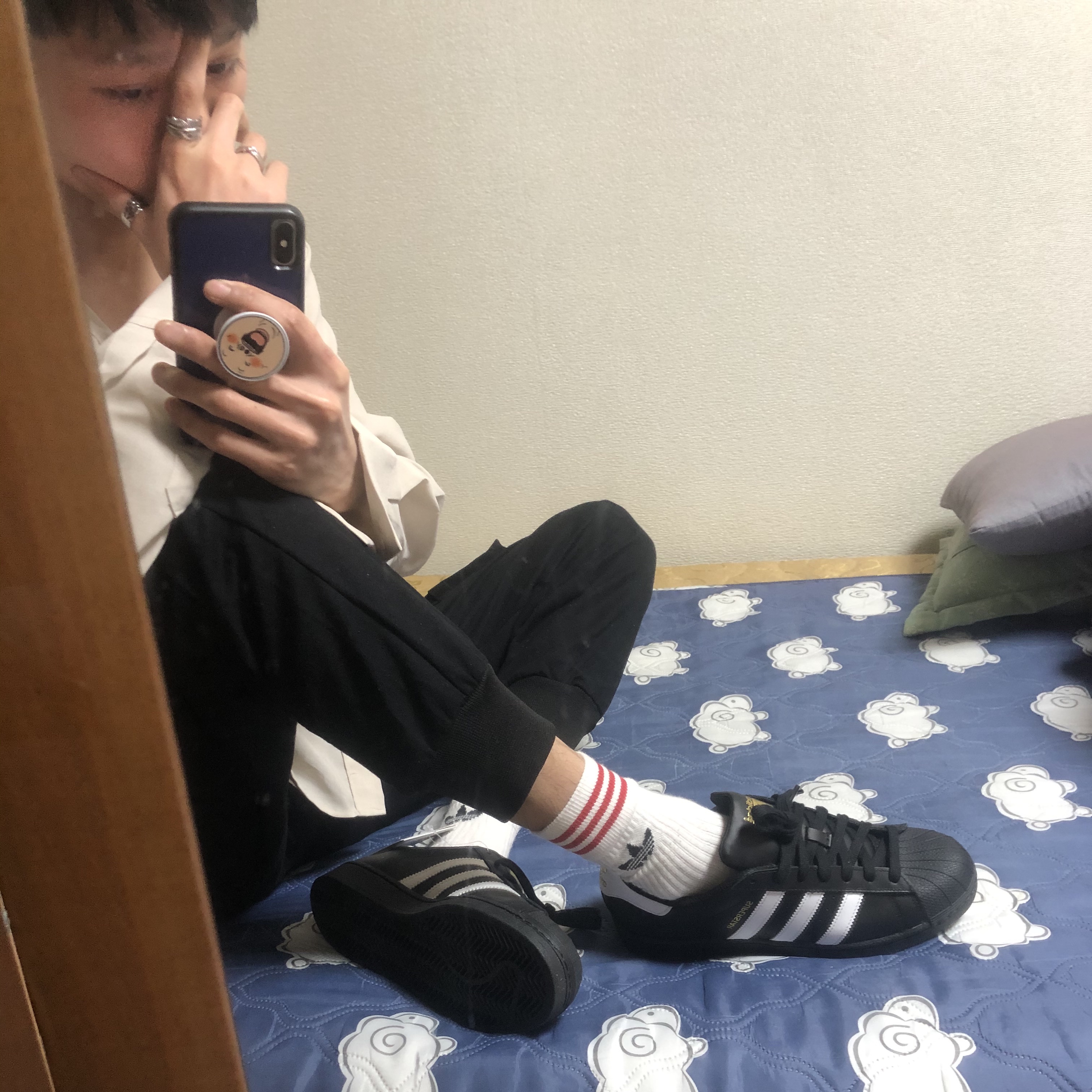 Adidas Superstar Core Black White ์ฐฉ์ฉ ์คํ์ผ - 1