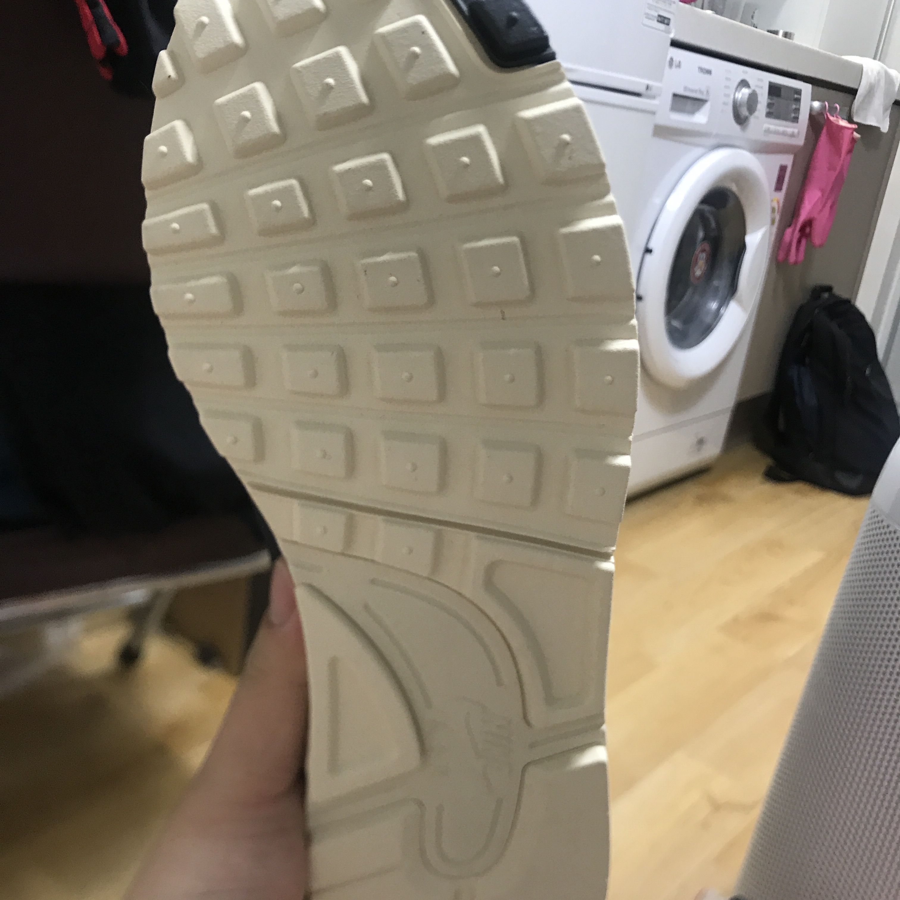 Nike x Fear of God Air Skylon 2 Black Sail 착용 스타일 - 5