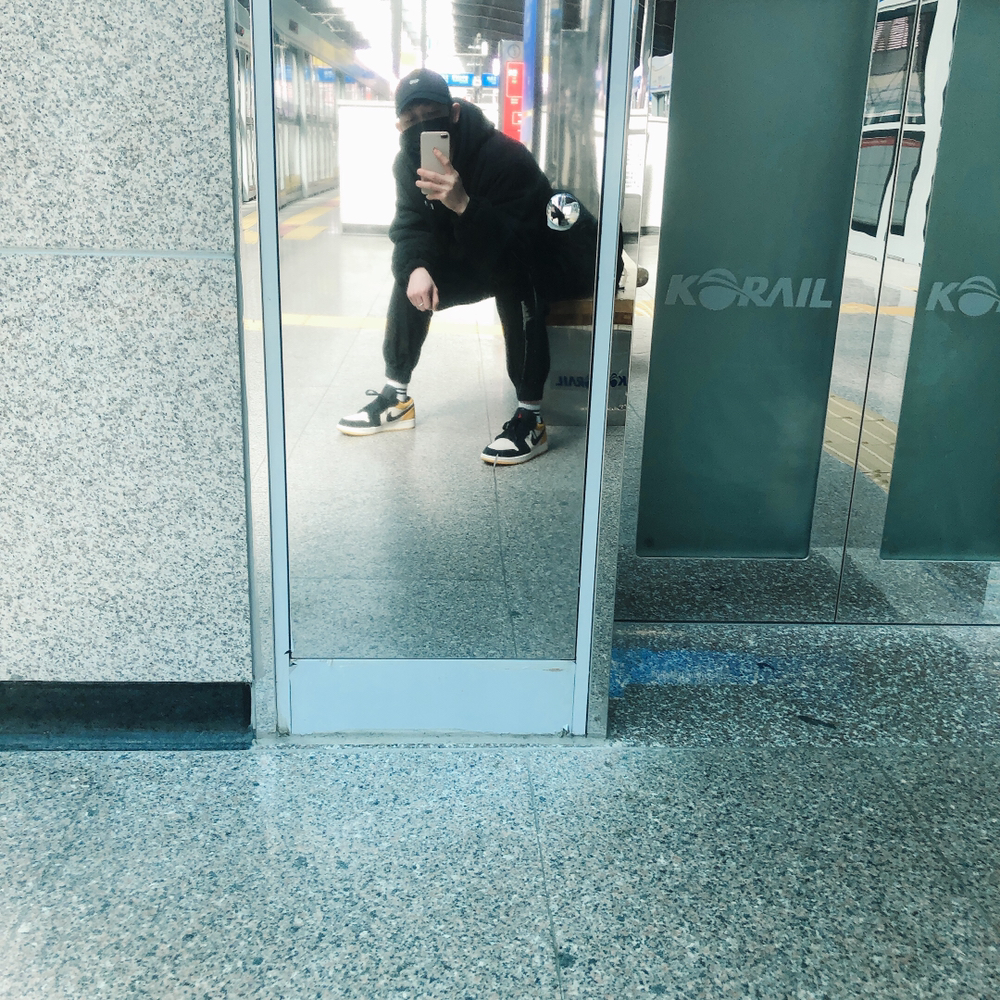 KREAM 프로필 이미지