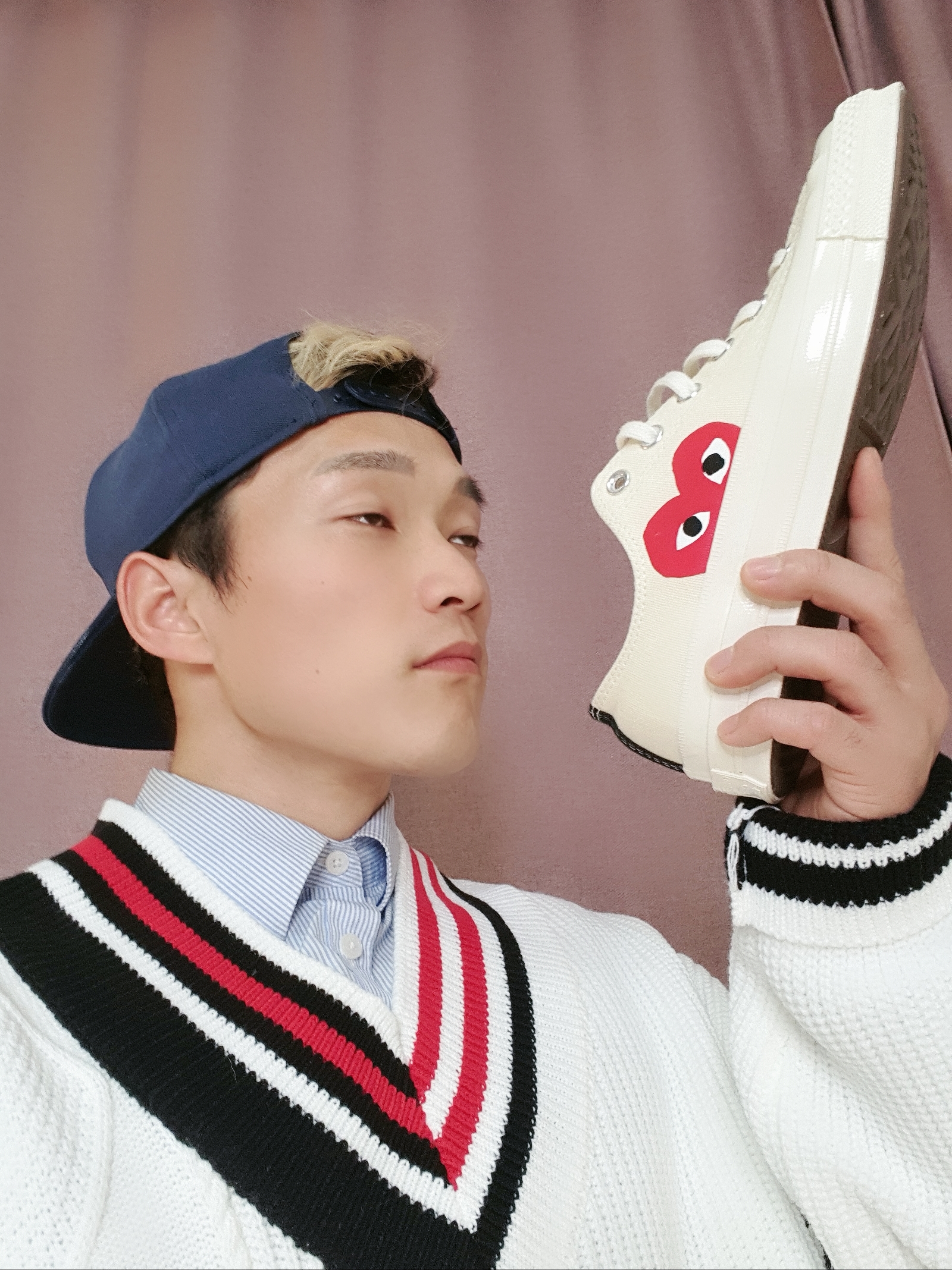Converse x Play Comme des Garcons Chuck 70 Ox White 착용 스타일