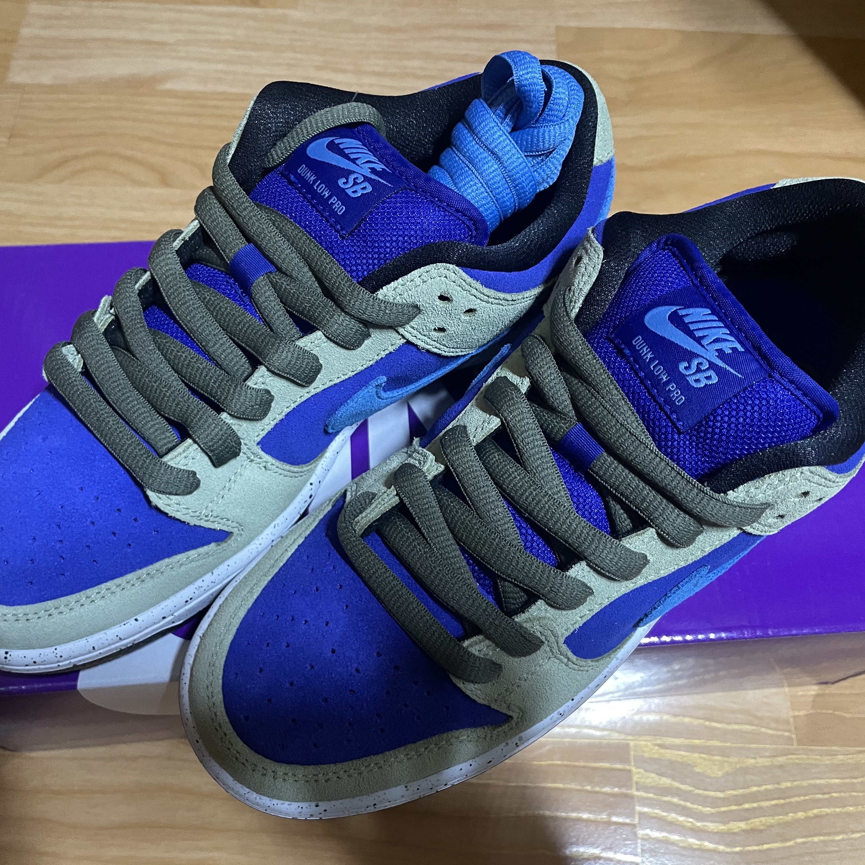 Nike SB Dunk Low Pro Celadon 착용 스타일