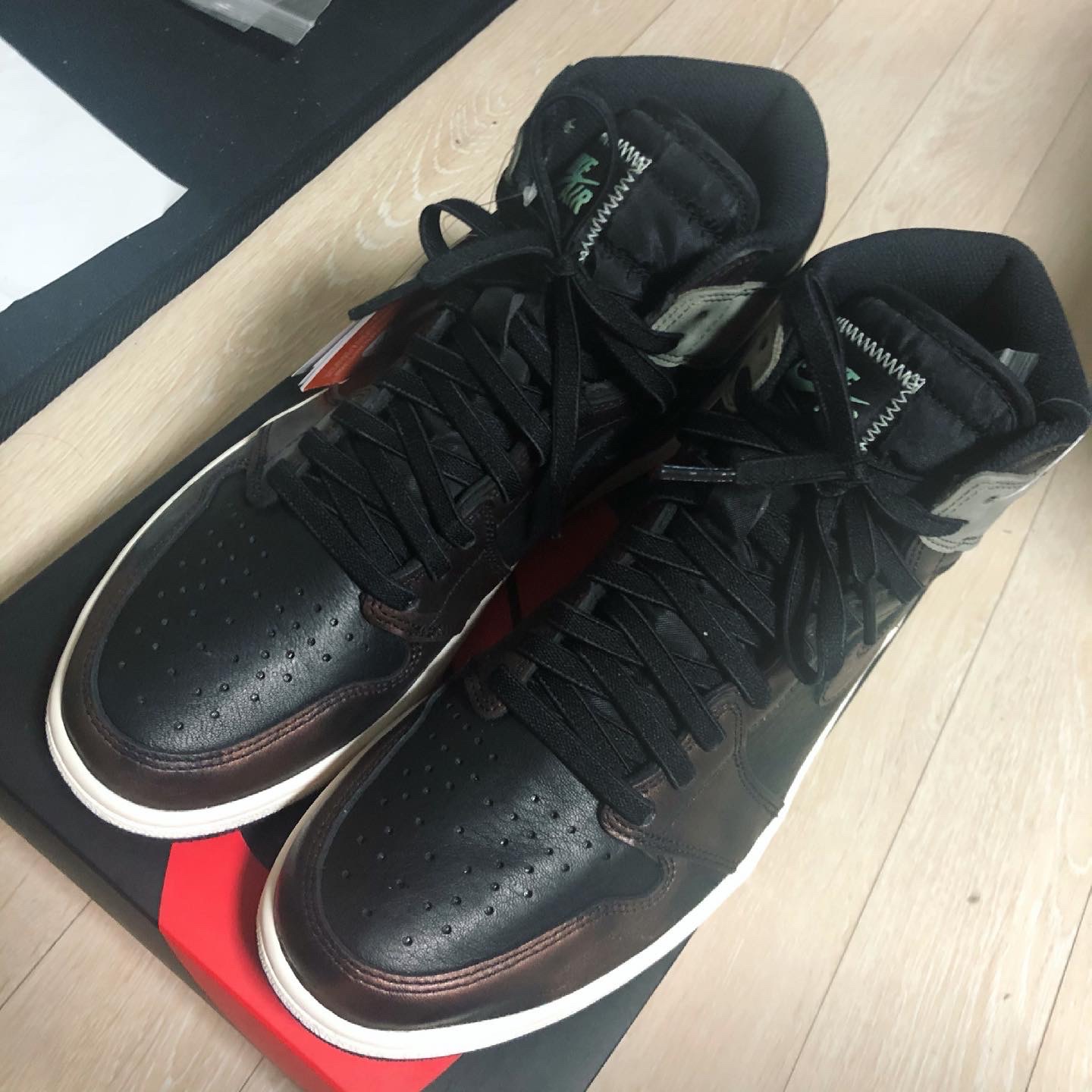 Jordan 1 Retro High OG Rust Shadow 착용 스타일 - 2