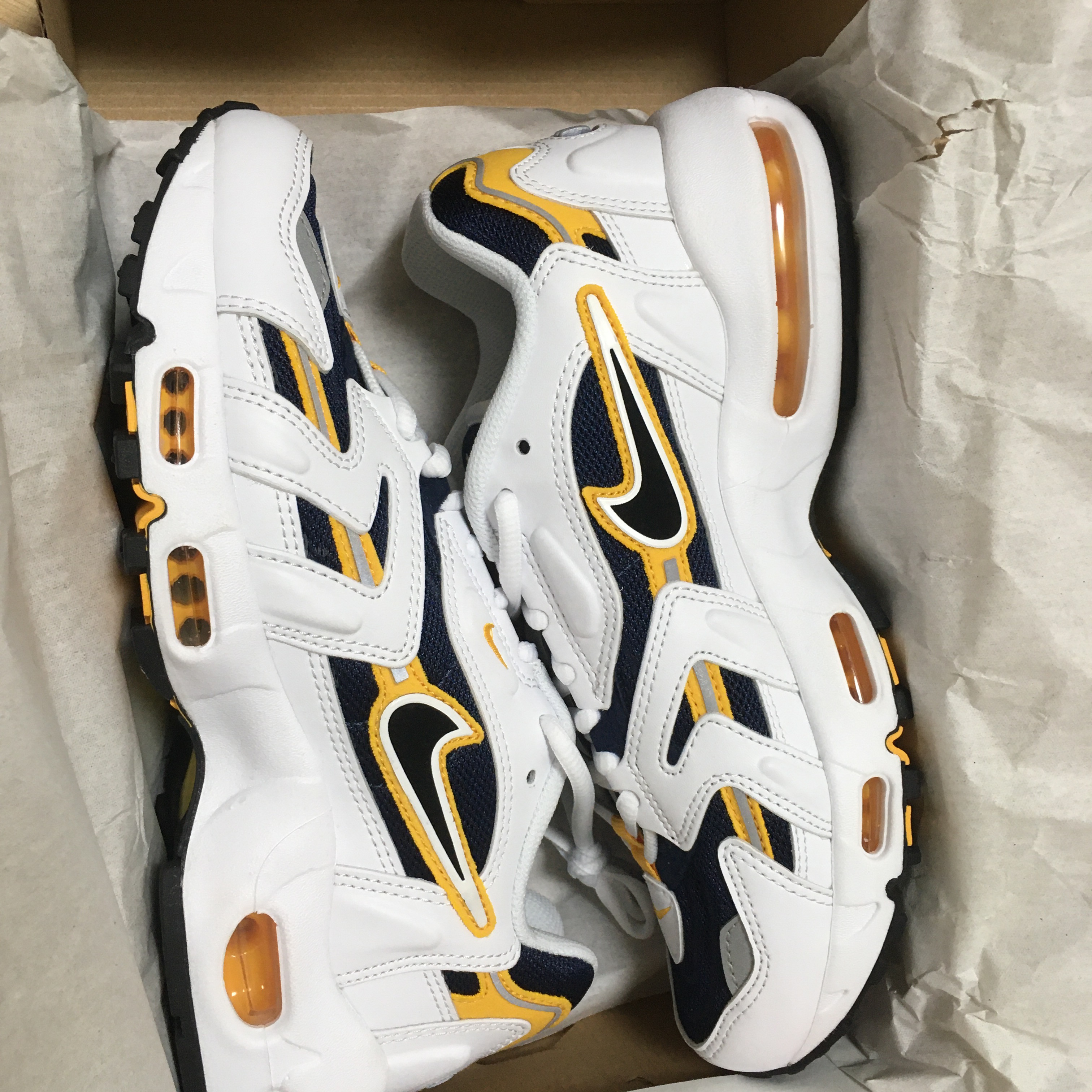 Nike Air Max 96 II Midnight Navy 착용 스타일 - 3