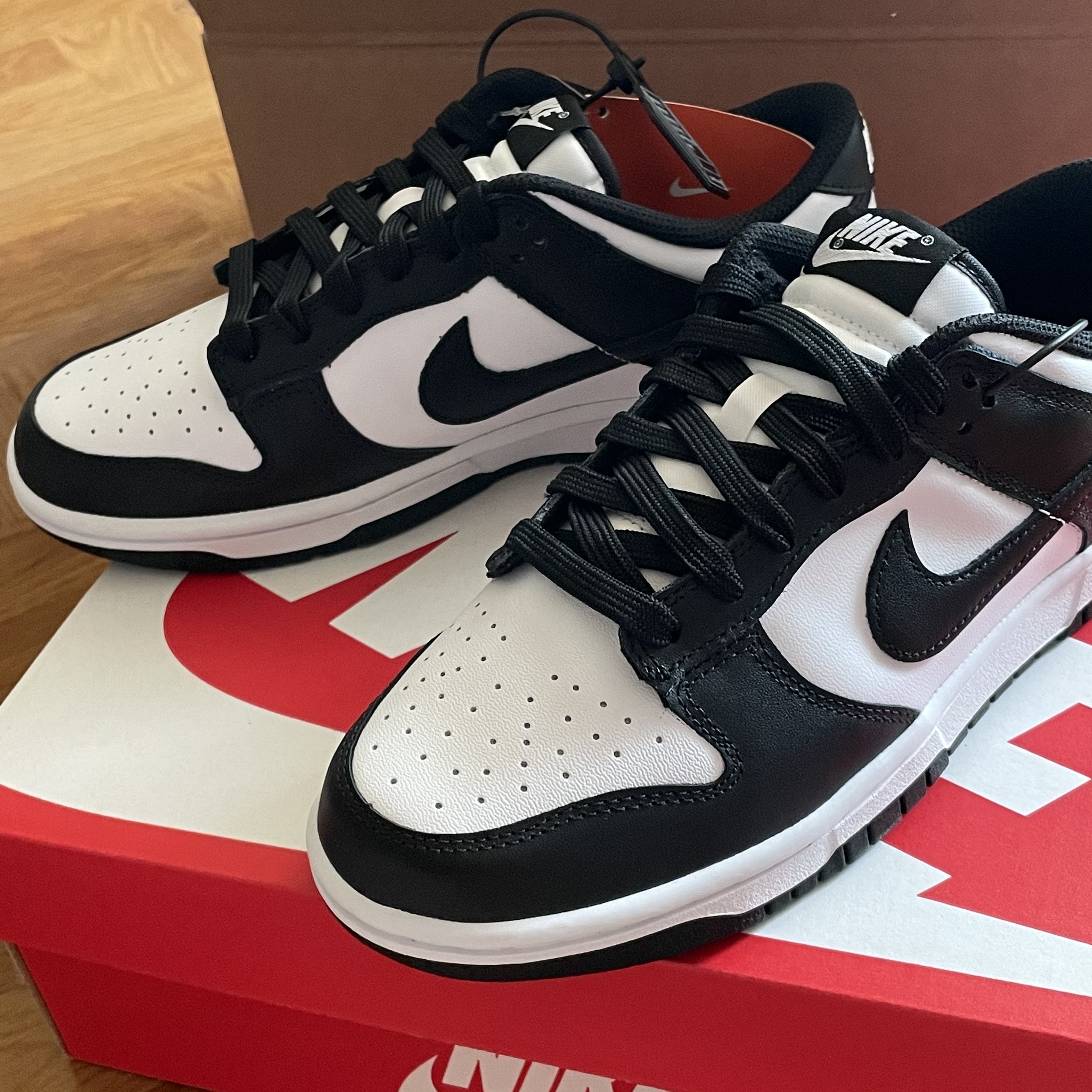 (W) Nike Dunk Low Black 착용 스타일