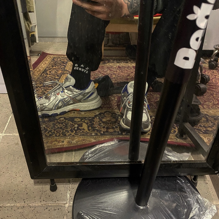 IAB Studio Pigment Crewneck Black, Asics x IAB Studio Gel-Venture 6 착용 스타일 - 2