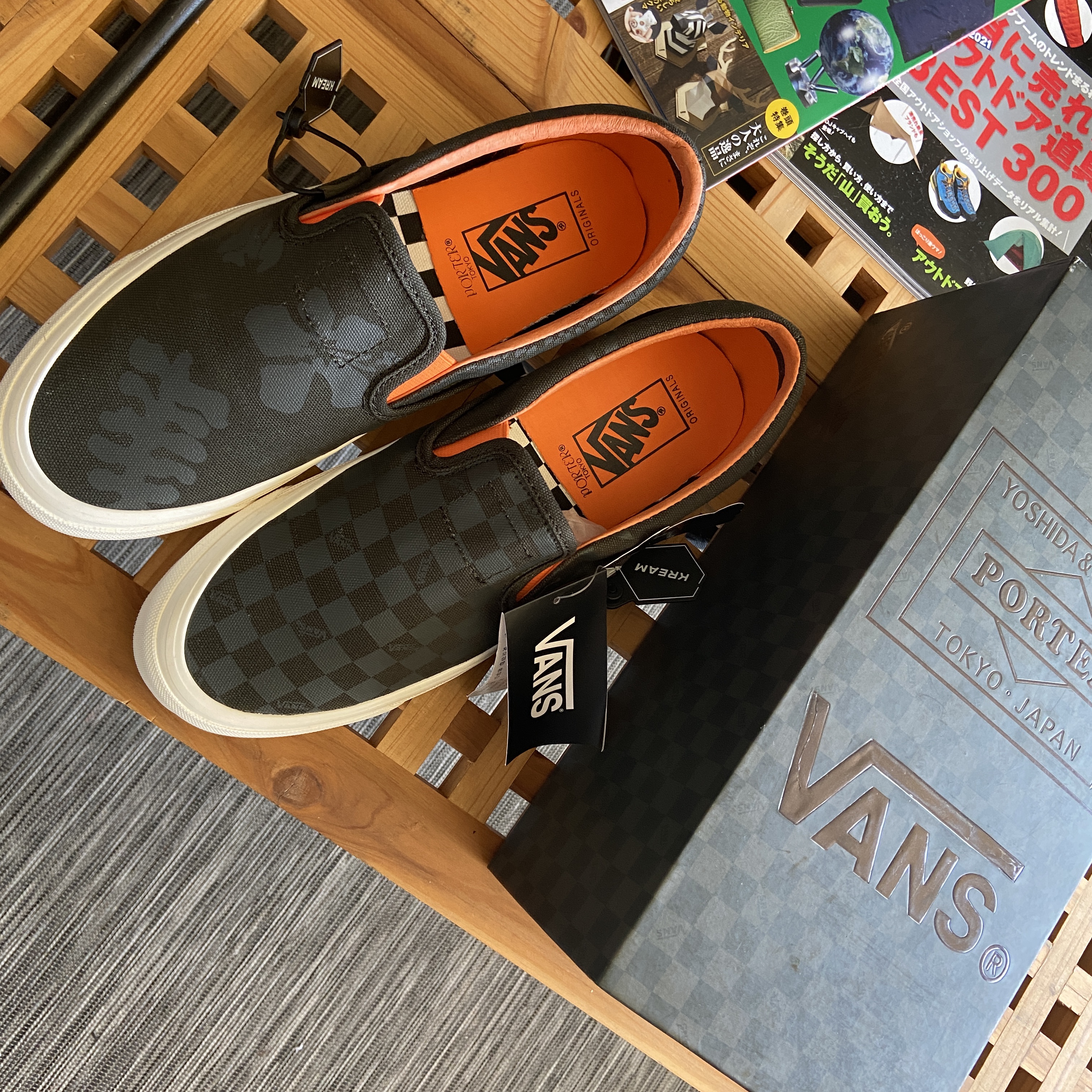 Vans Vault x Porter OG Classic Slip-On LX 착용 스타일