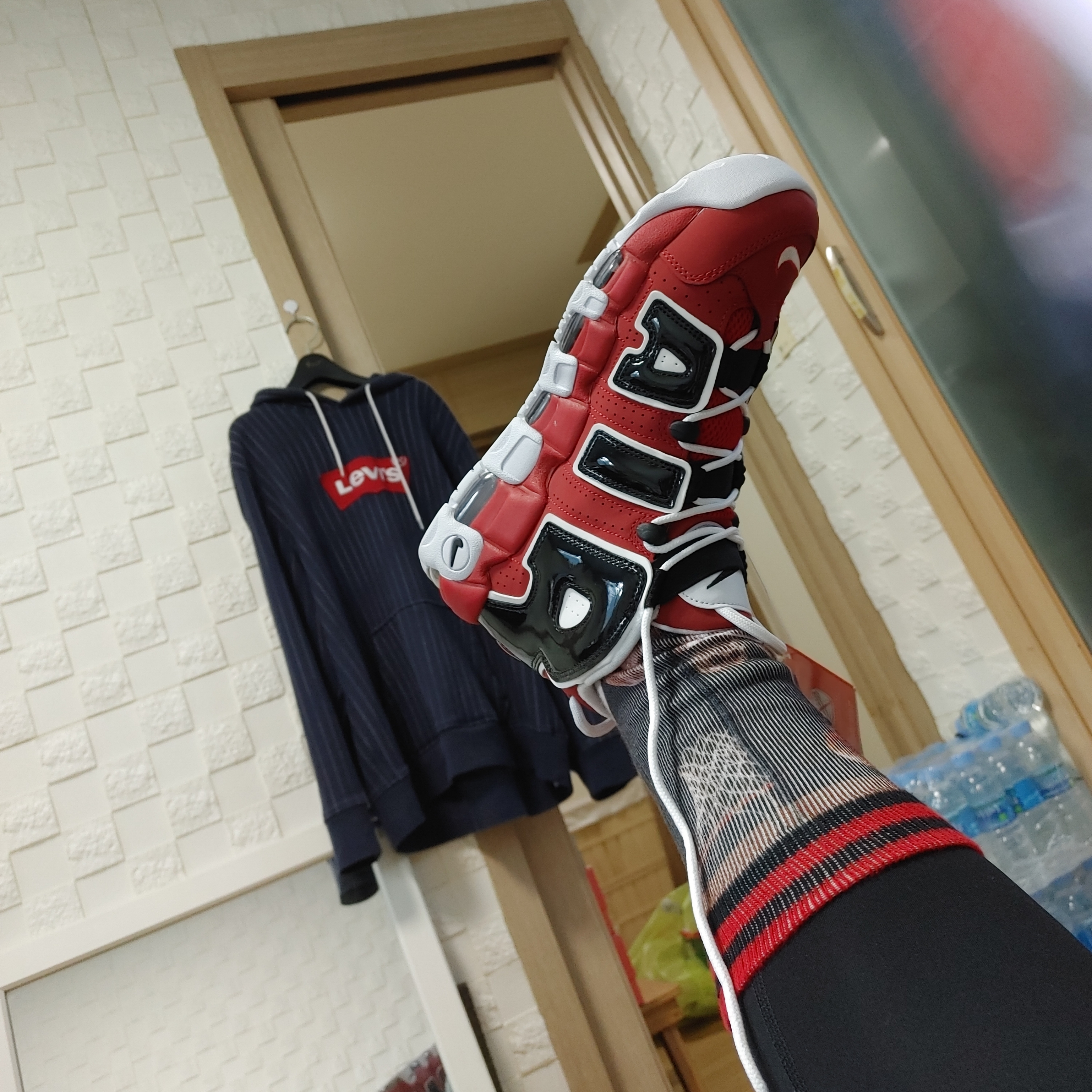 Nike Air More Uptempo 96 Bulls 2021 착용 스타일 - 2