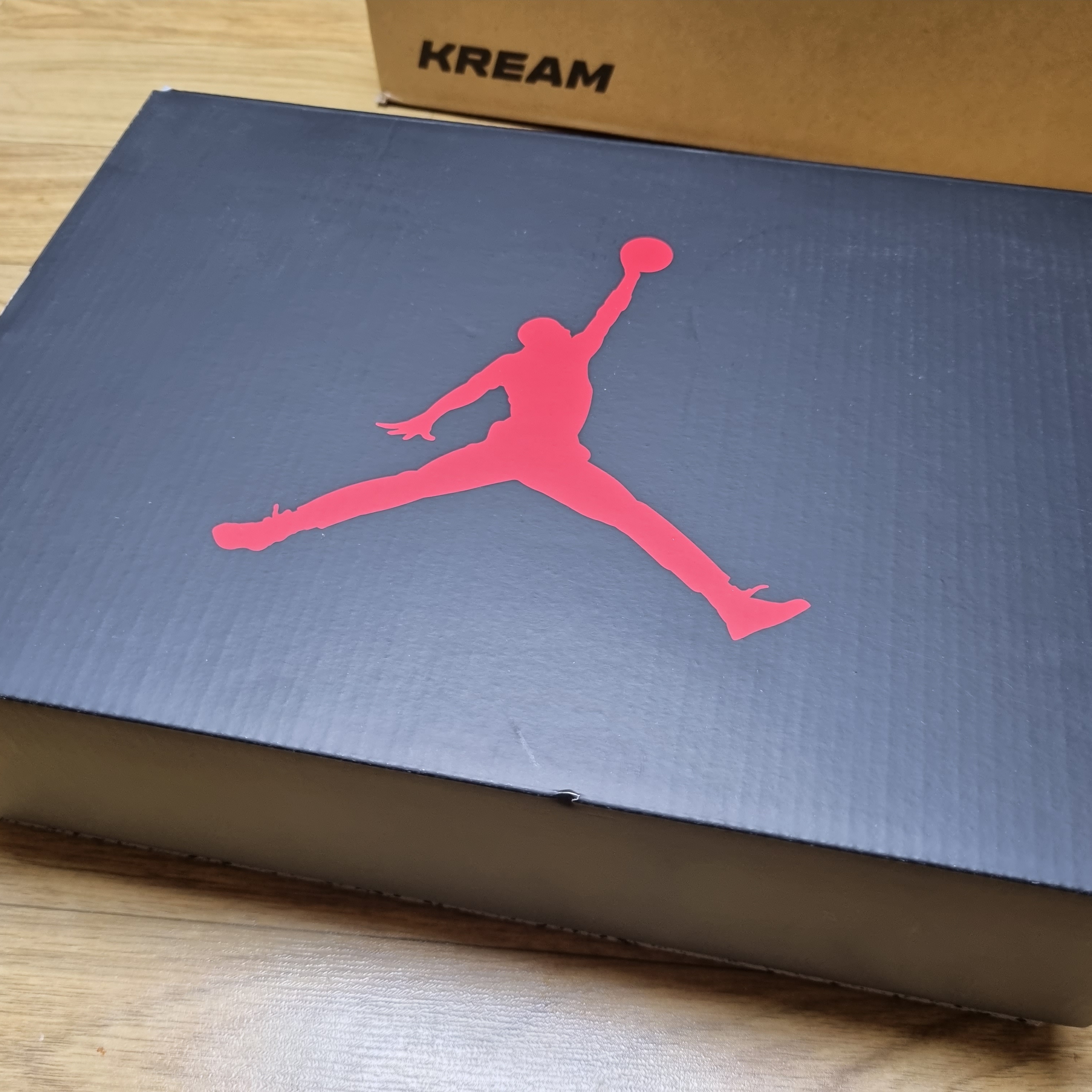 Jordan 5 Retro Stealth 2.0 착용 스타일 - 1