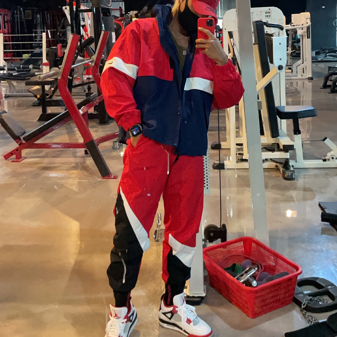 Jordan 4 Retro OG Fire Red 2020 착용 스타일