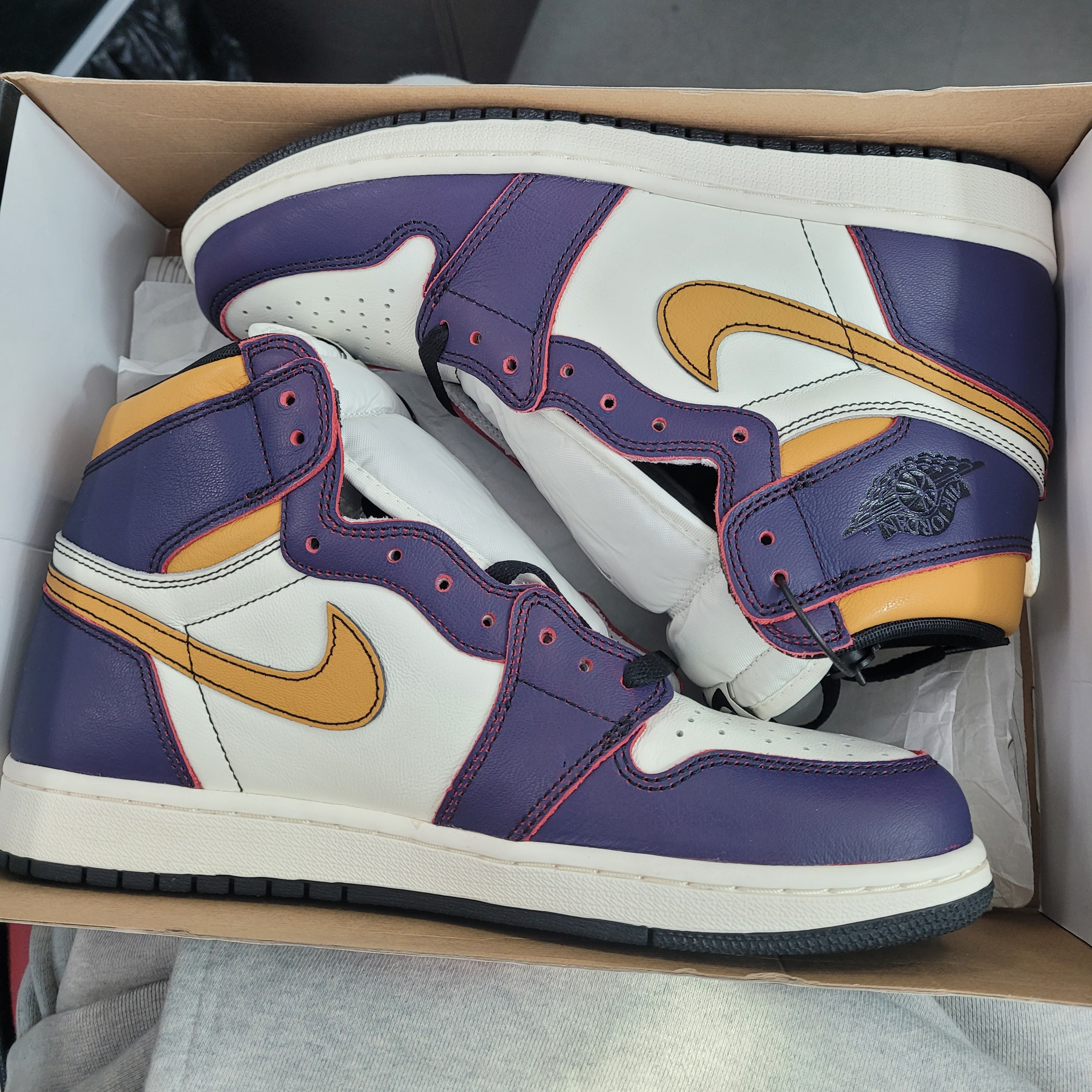 Jordan 1 Retro High OG Defiant SB LA to Chicago 착용 스타일