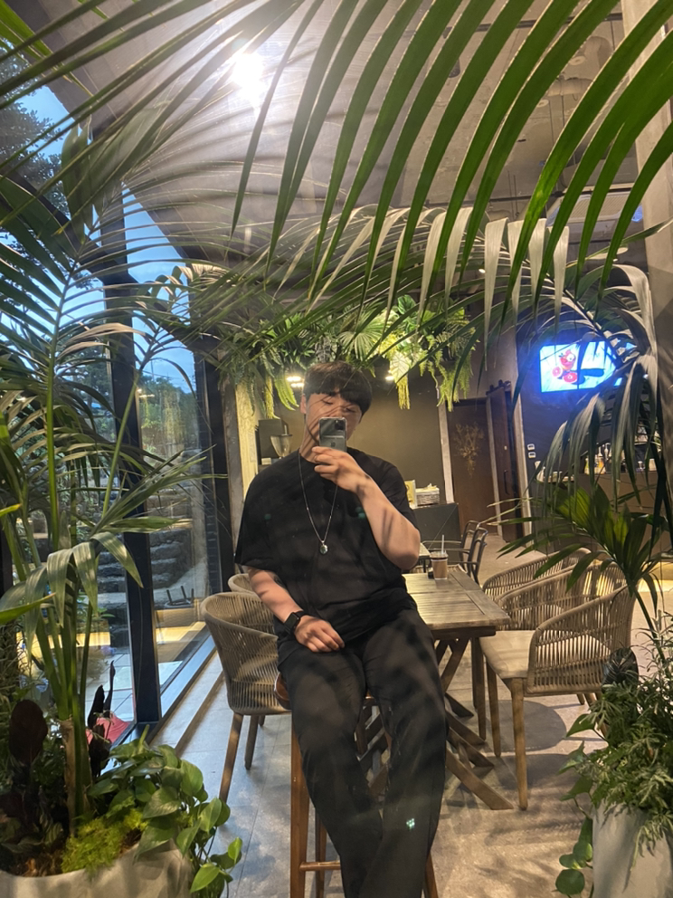 KREAM 프로필 이미지