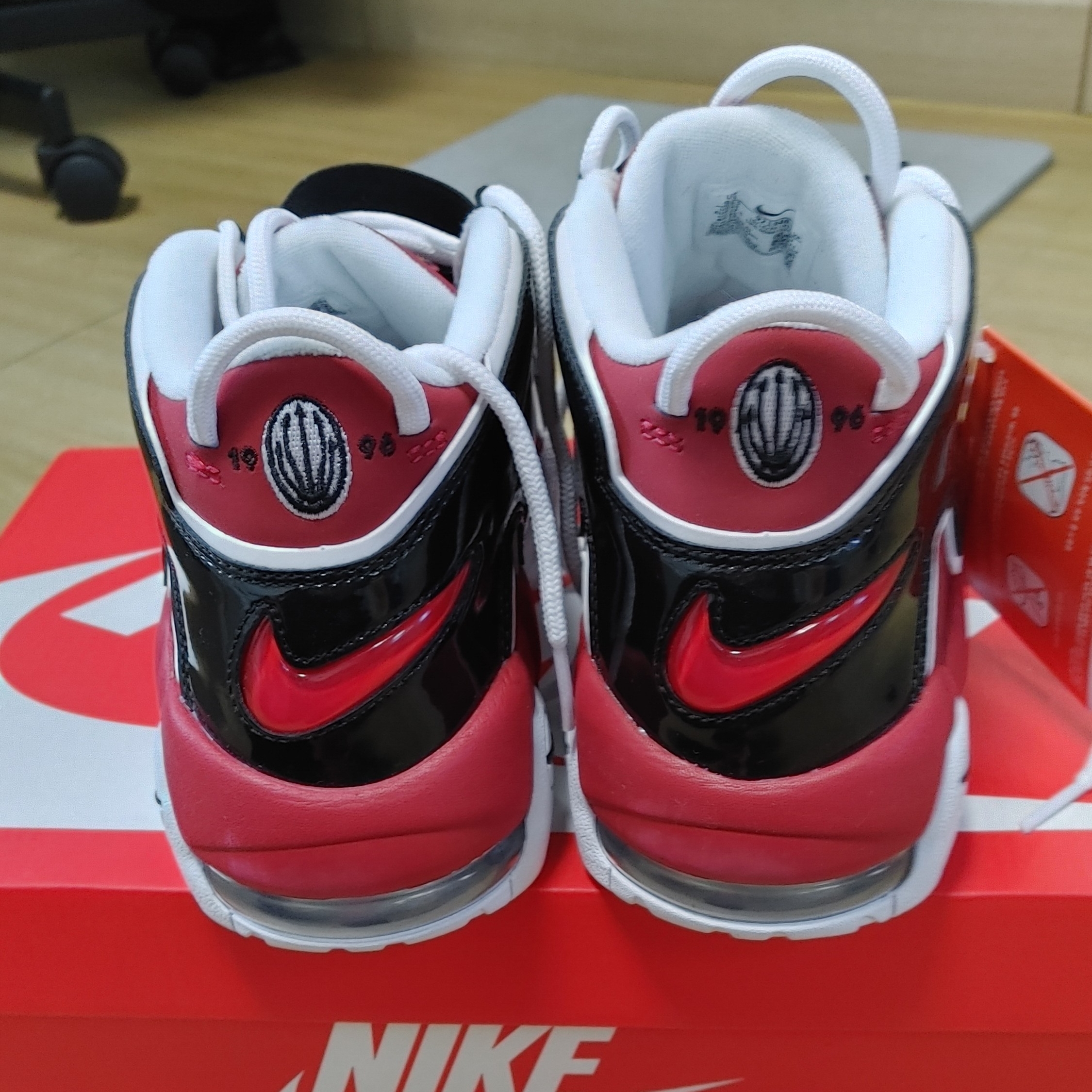 Nike Air More Uptempo 96 Bulls 2021 착용 스타일 - 4