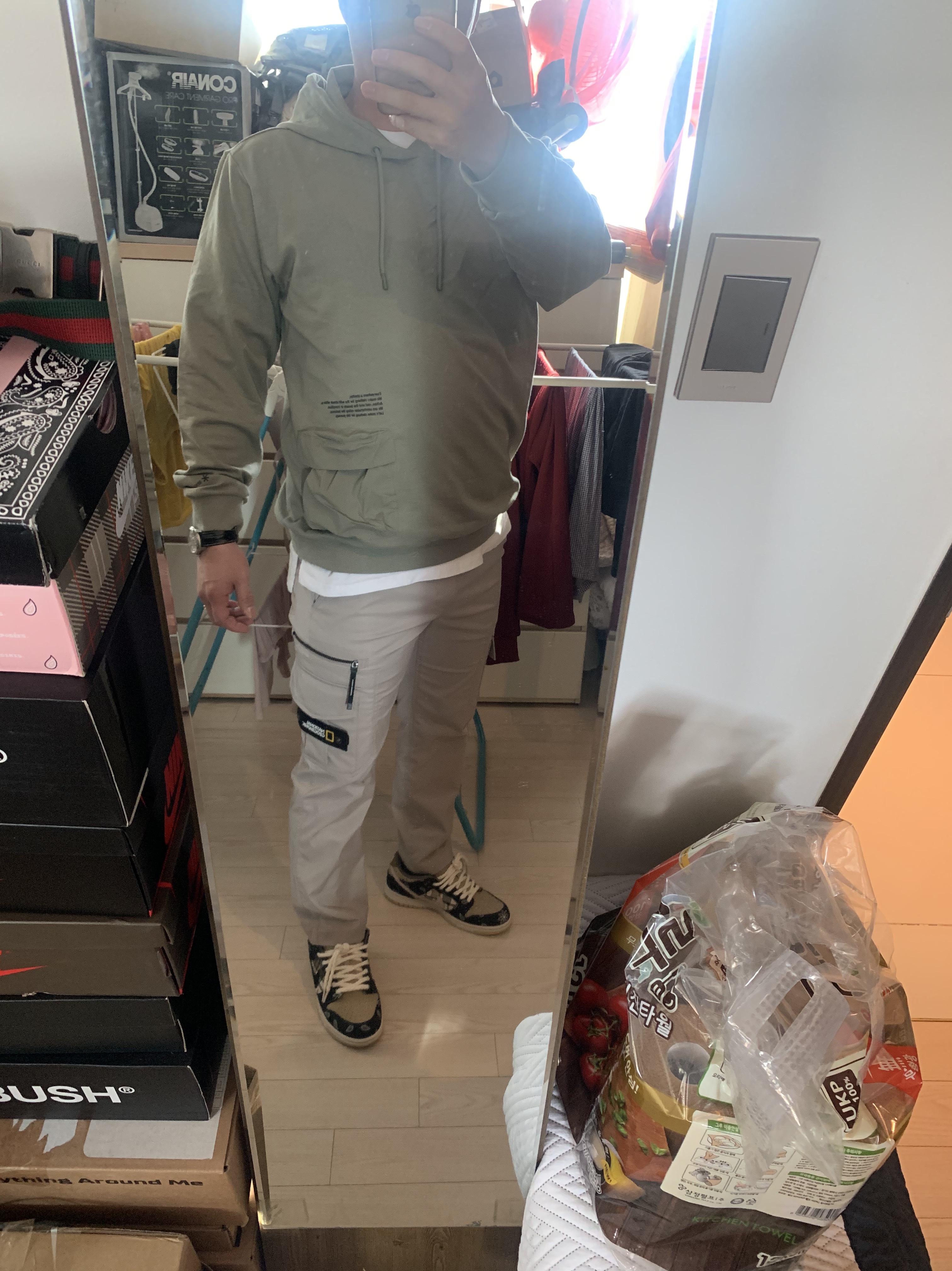 Nike x Travis Scott SB Dunk Low 착용 스타일 - 4